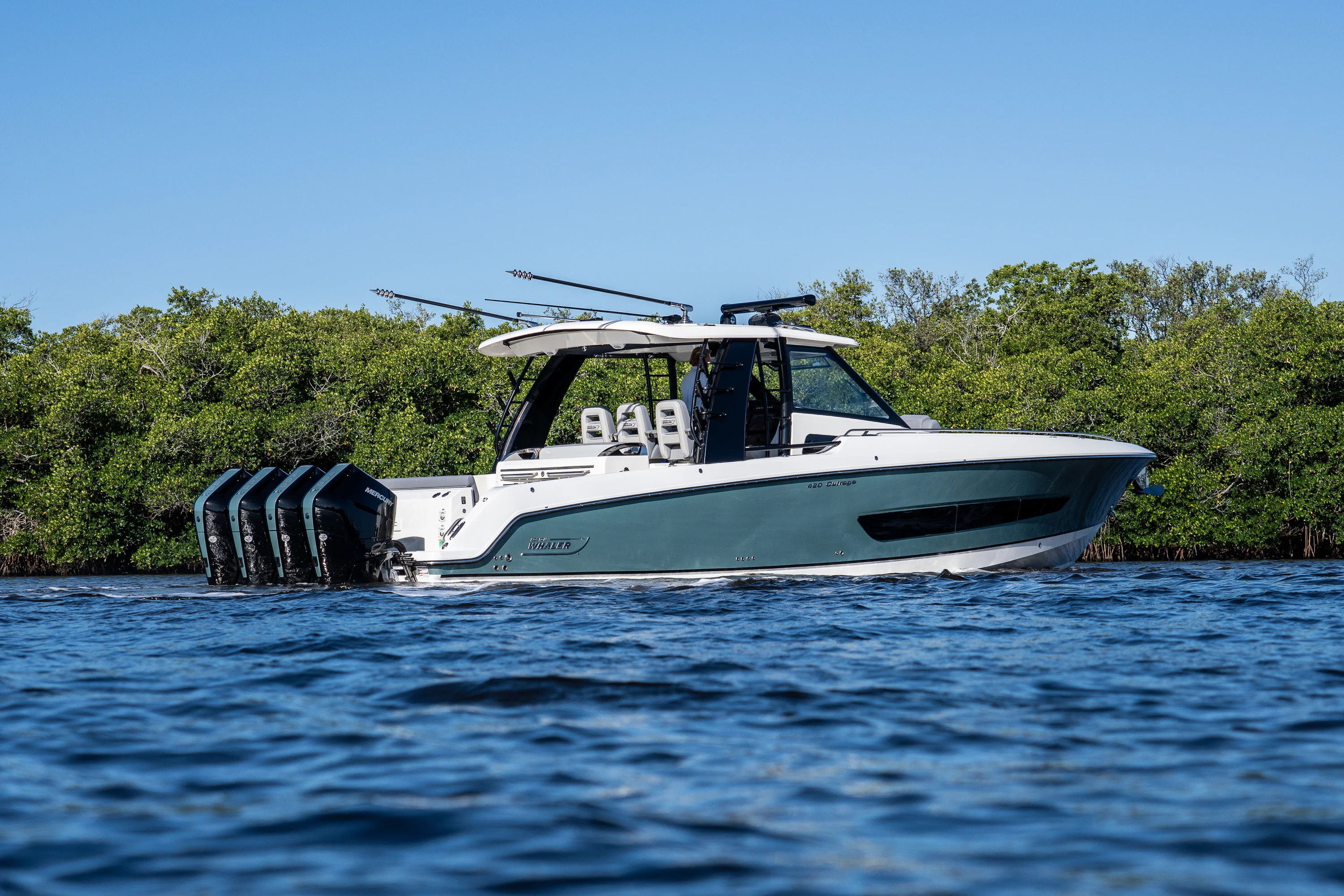 2026 Boston Whaler 420 Outrage Image Thumbnail #46