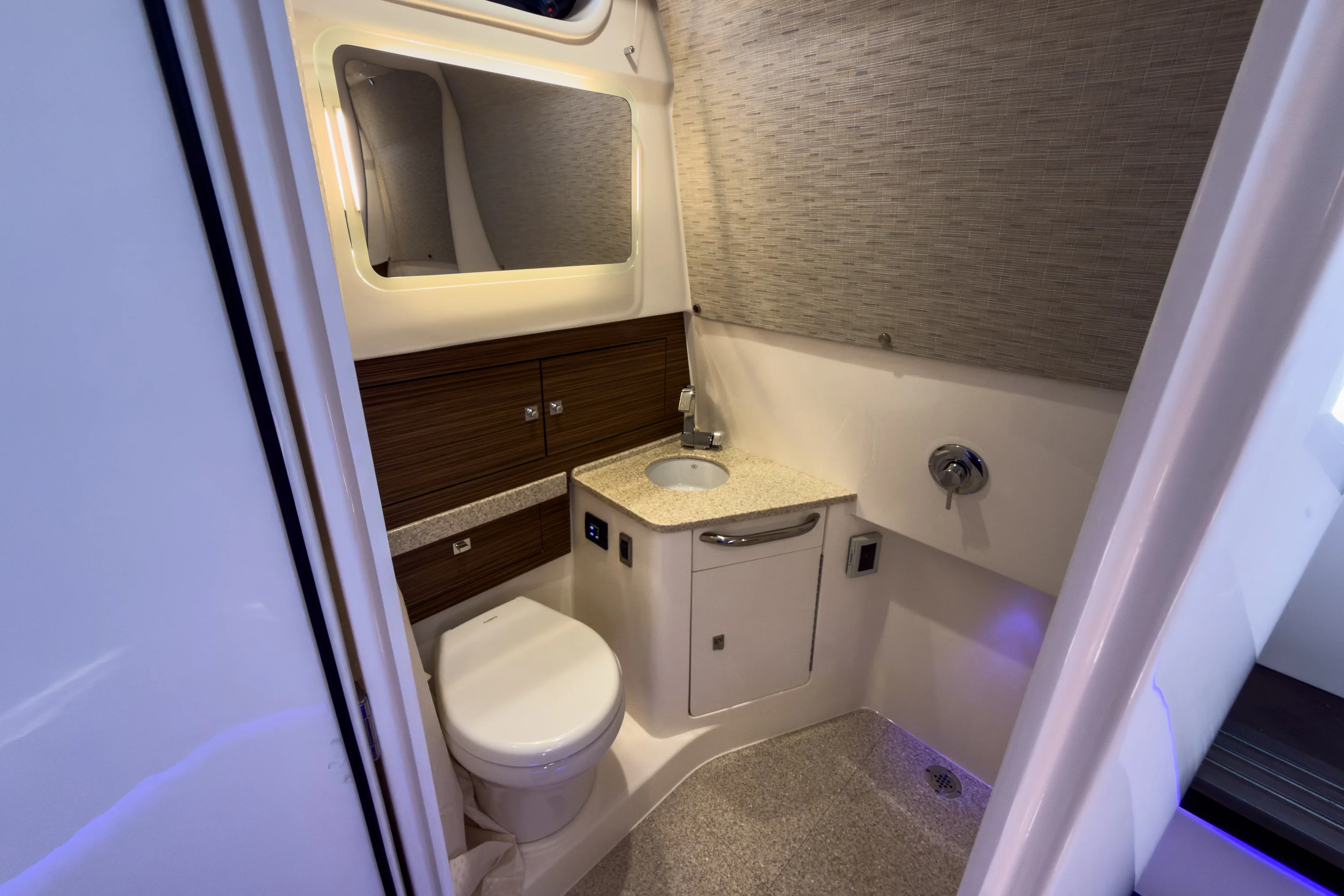 2026 Boston Whaler 420 Outrage Image Thumbnail #26