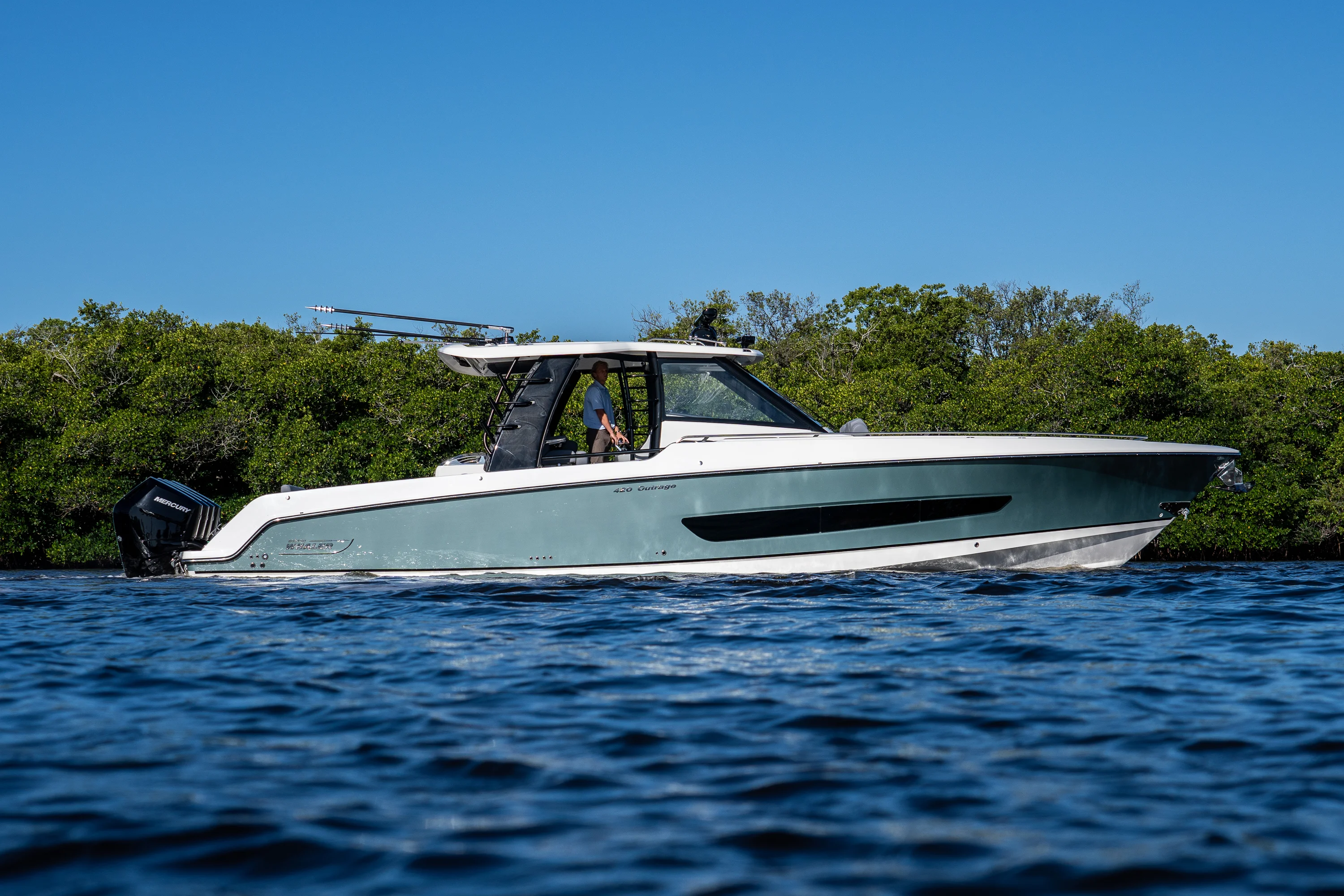 2026 Boston Whaler 420 Outrage Image Thumbnail #48