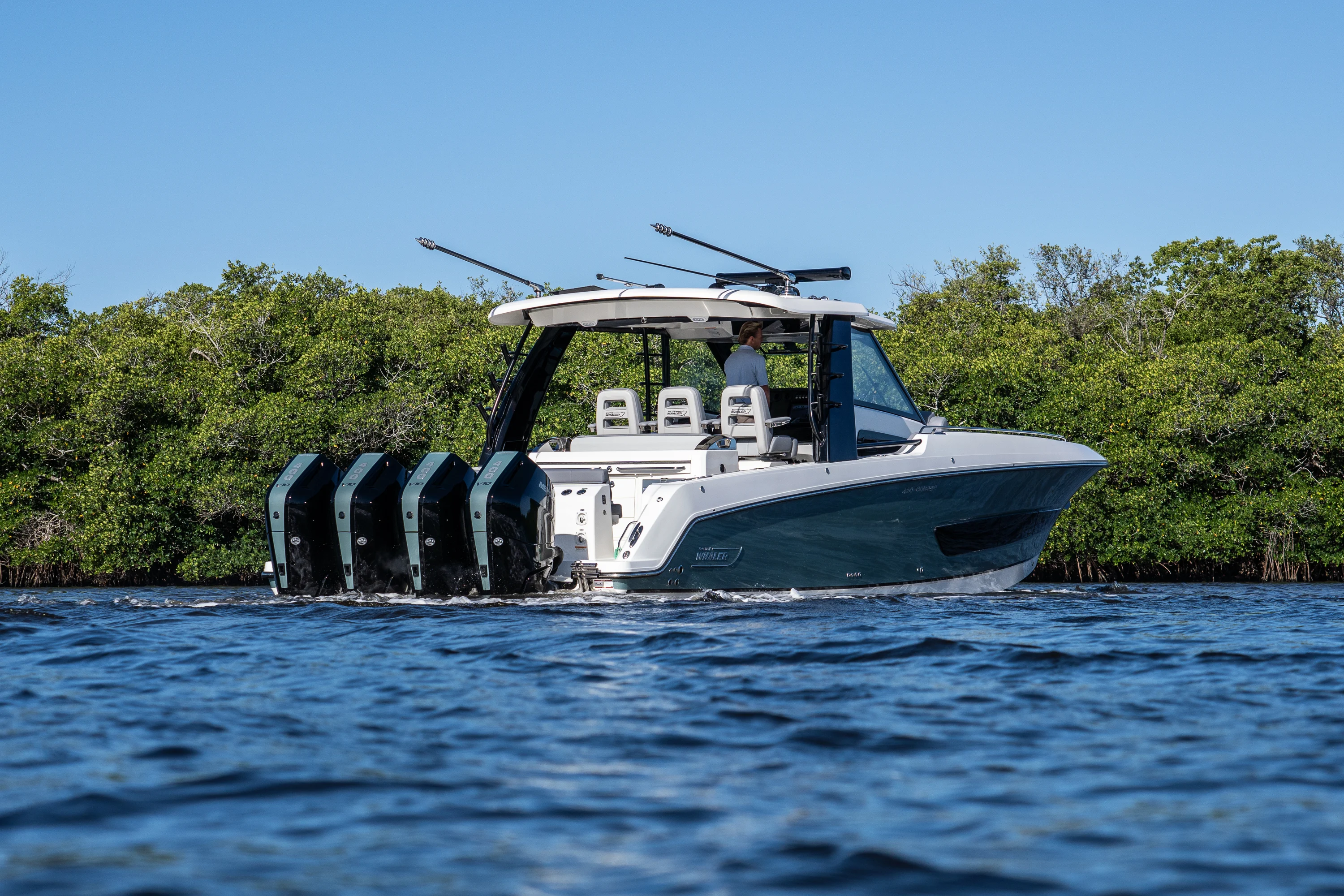 2026 Boston Whaler 420 Outrage Image Thumbnail #45