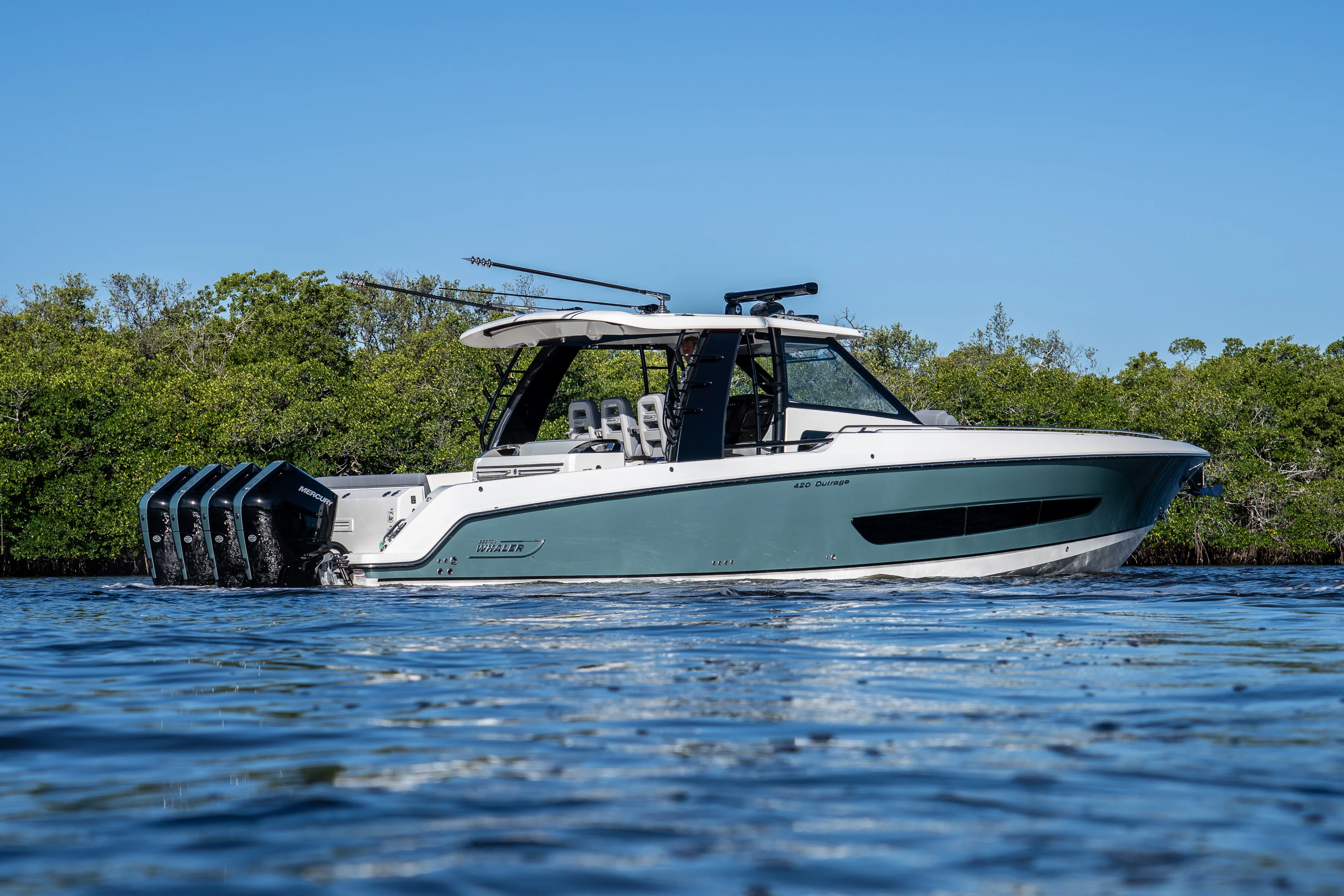 2026 Boston Whaler 420 Outrage Image Thumbnail #37