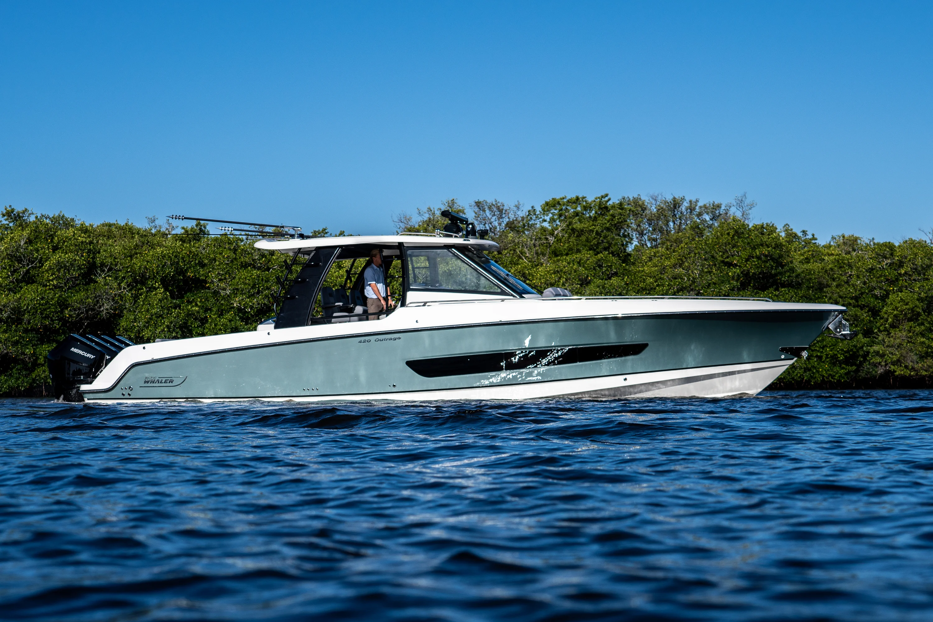 2026 Boston Whaler 420 Outrage Image Thumbnail #49