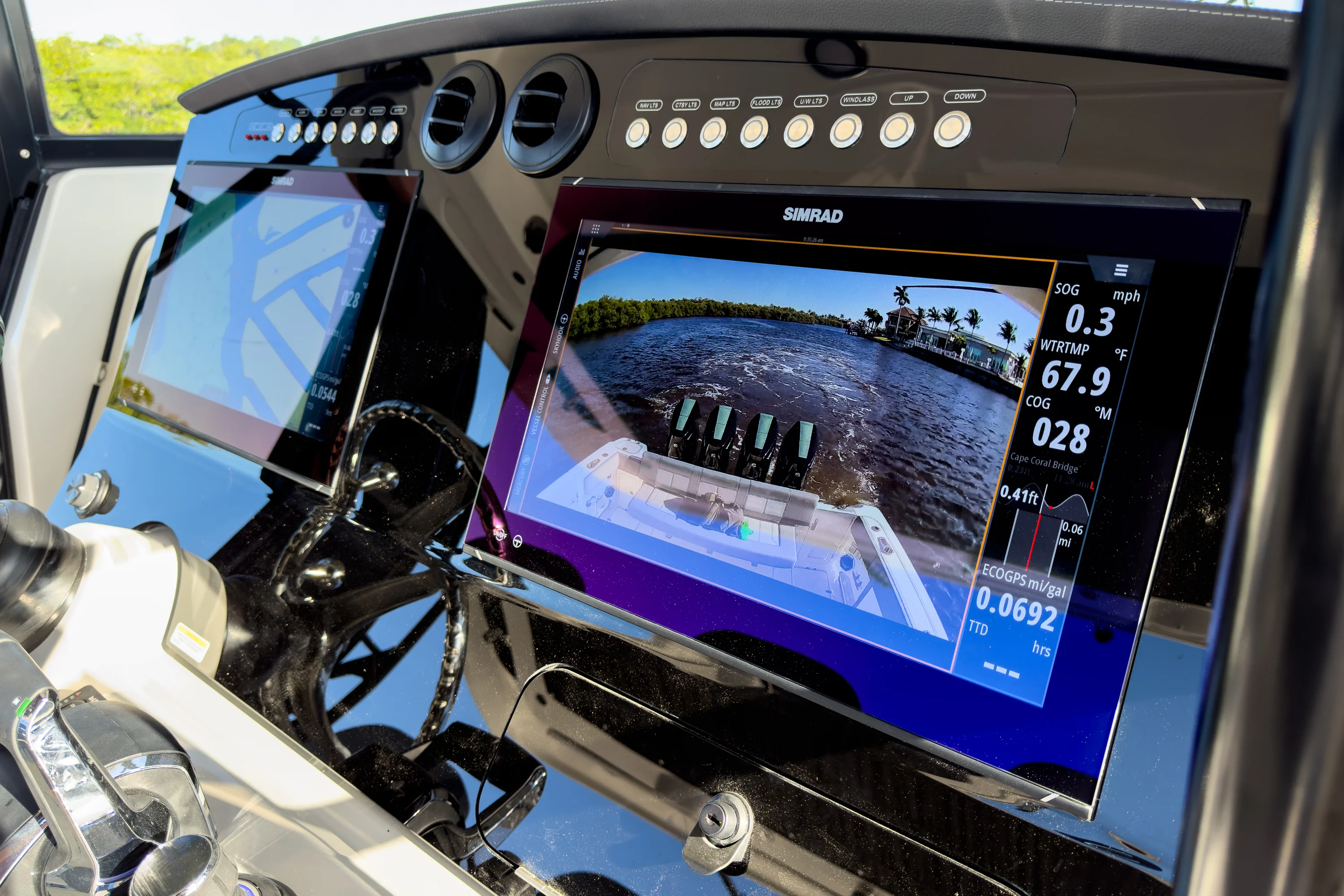 2026 Boston Whaler 420 Outrage Image Thumbnail #17