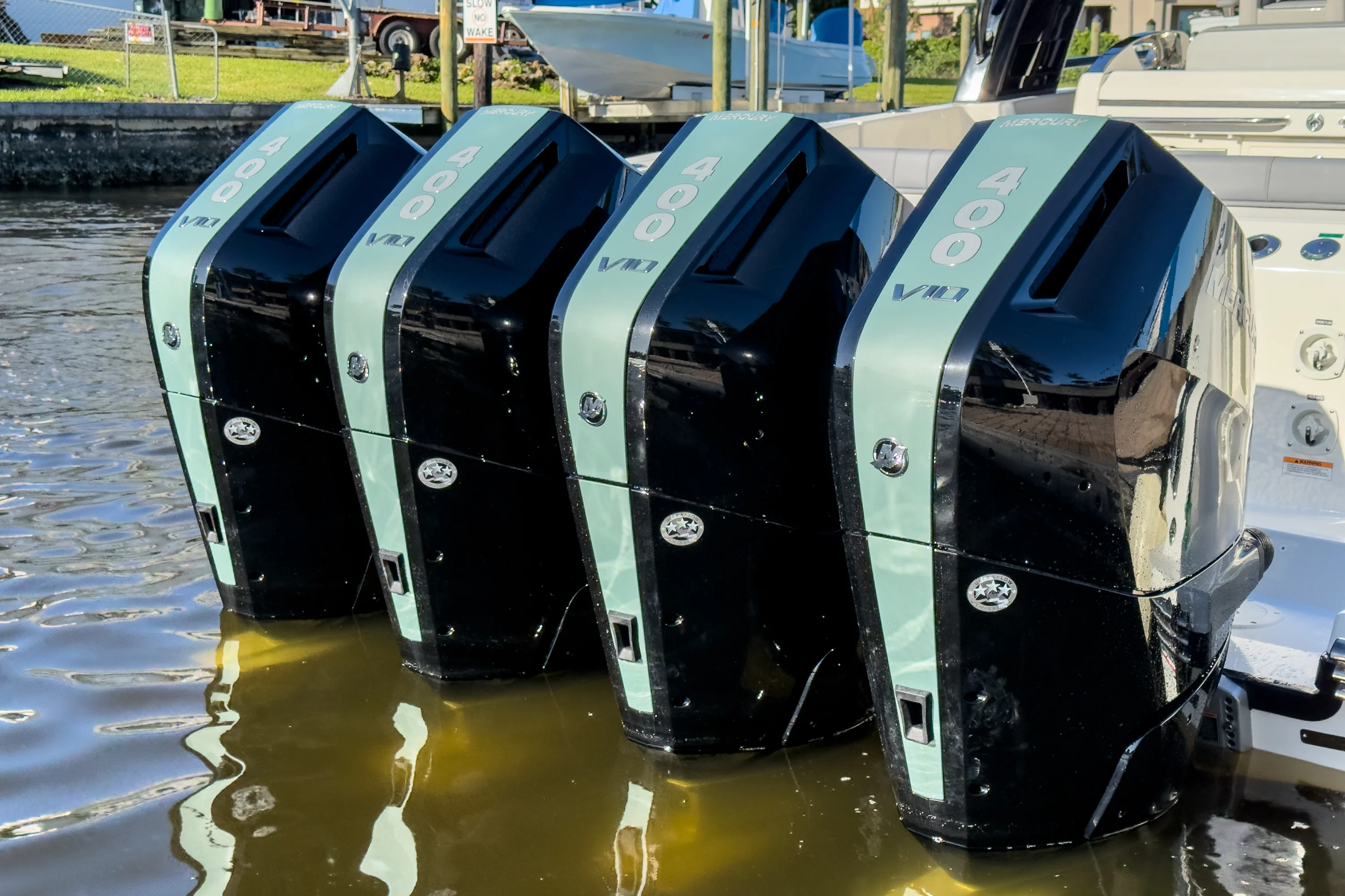 2026 Boston Whaler 420 Outrage Image Thumbnail #4