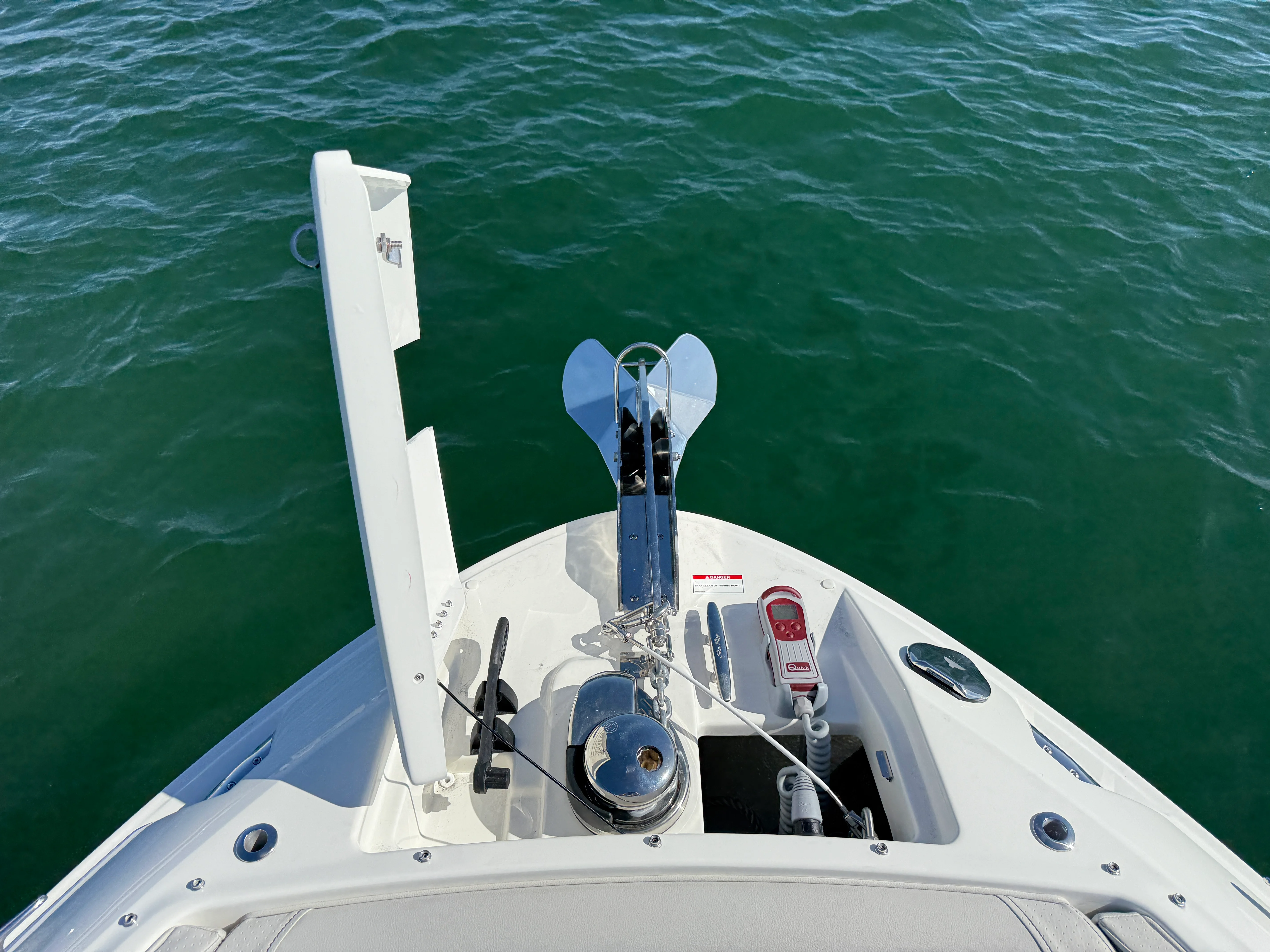 2026 Sea Ray SLX 260 Outboard Image Thumbnail #17