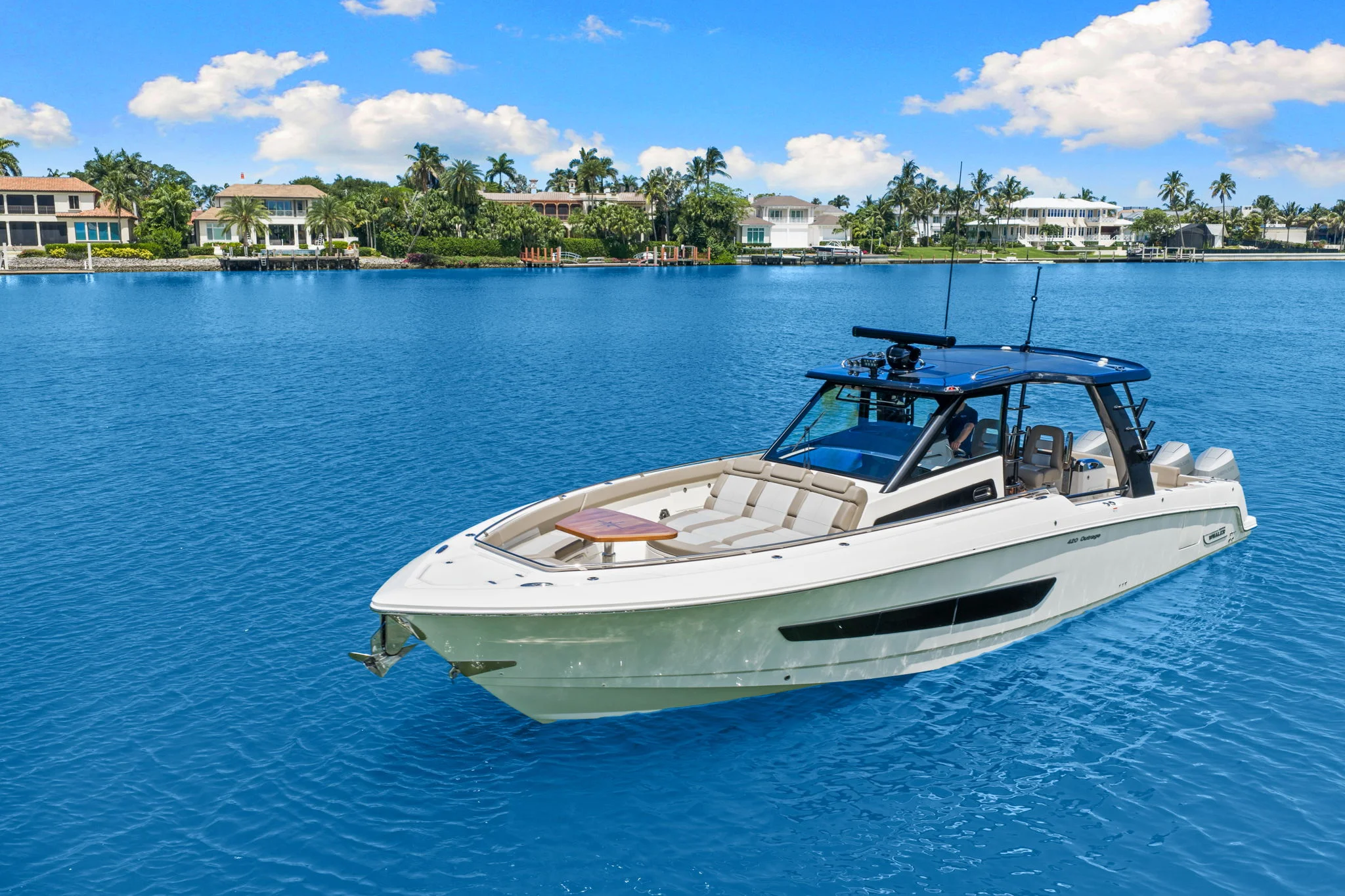 2026 Boston Whaler 420 Outrage Image Thumbnail #17