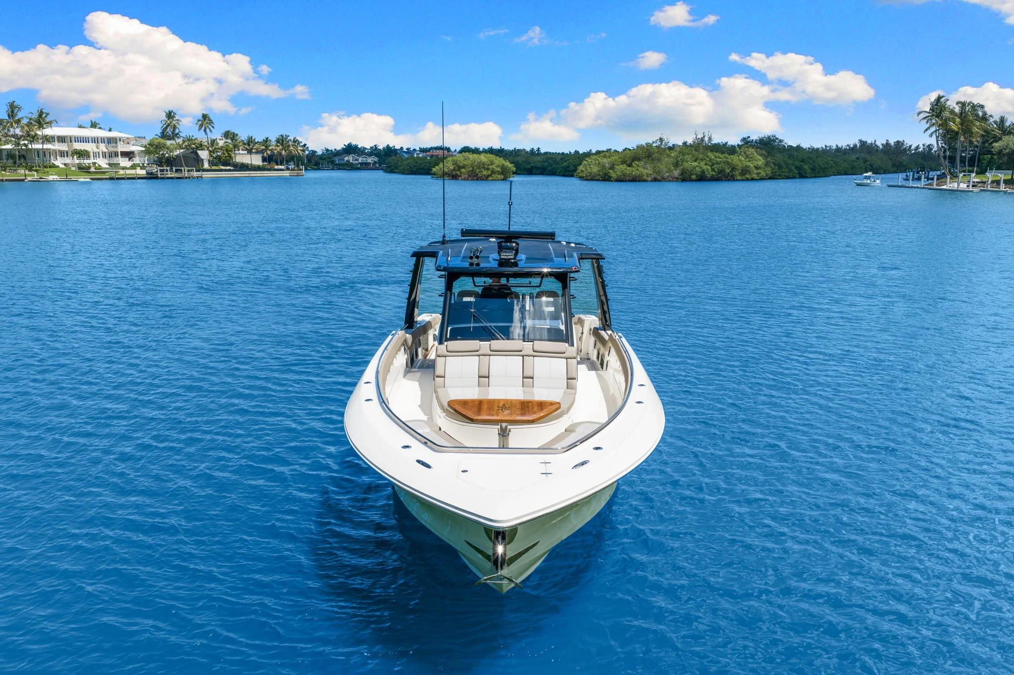 2026 Boston Whaler 420 Outrage Image Thumbnail #16