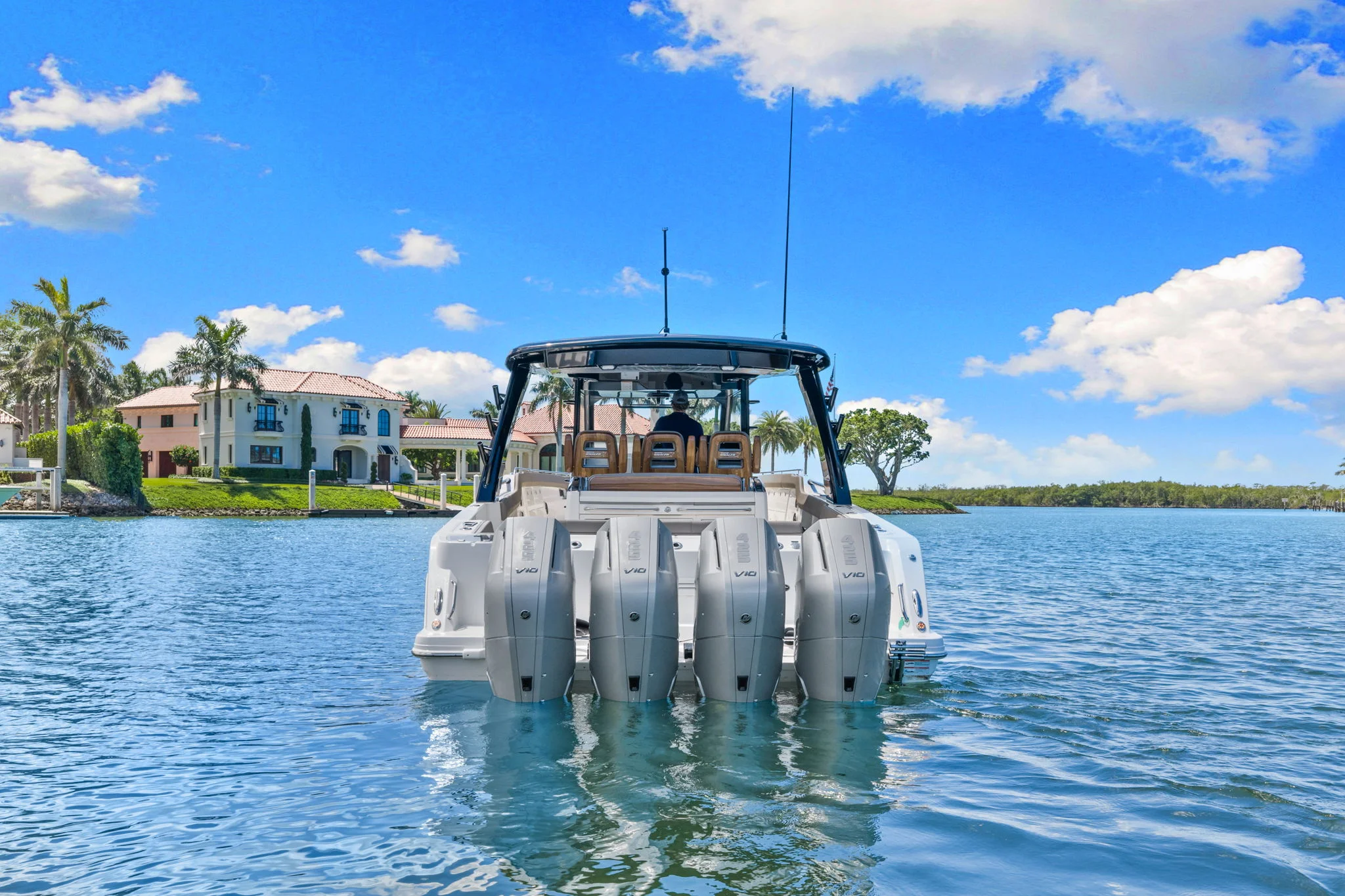 2026 Boston Whaler 420 Outrage Image Thumbnail #2