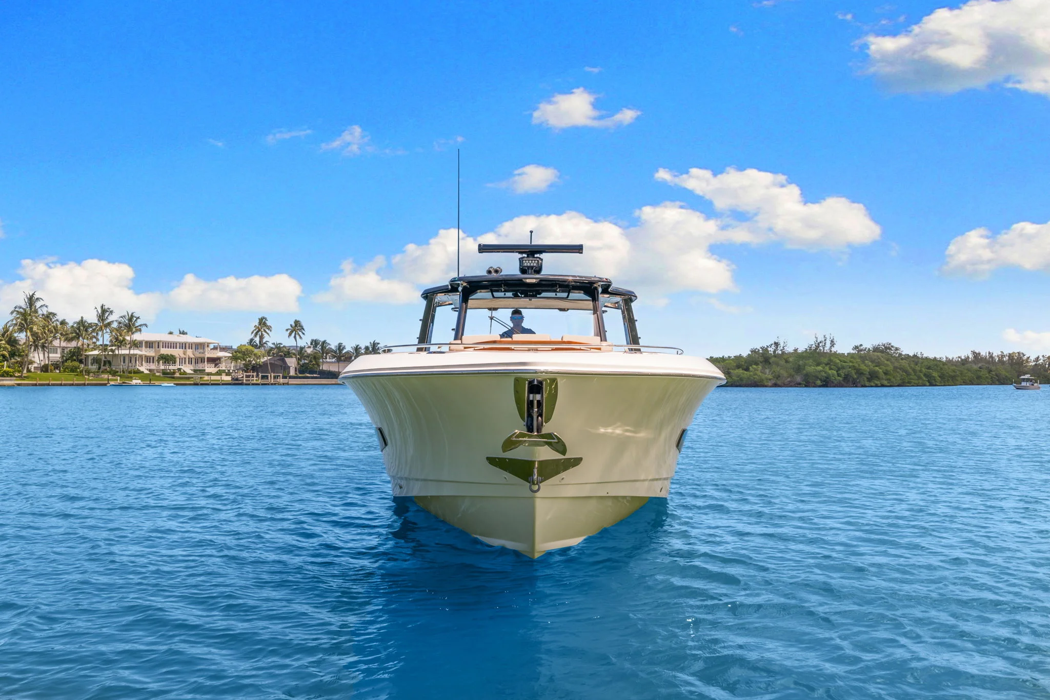 2026 Boston Whaler 420 Outrage Image Thumbnail #7