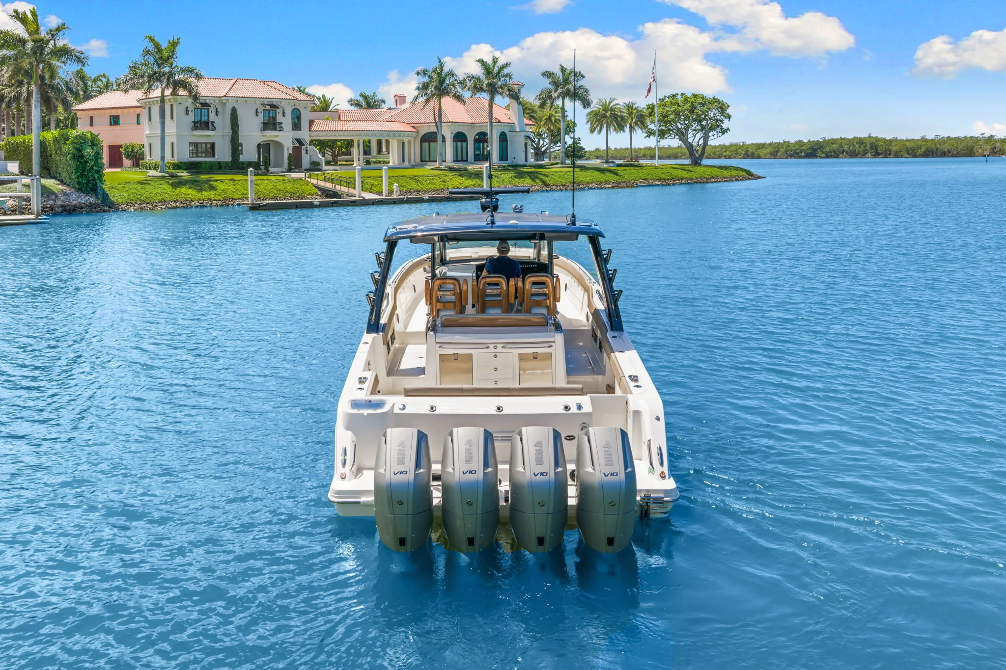 2026 Boston Whaler 420 Outrage Image Thumbnail #12