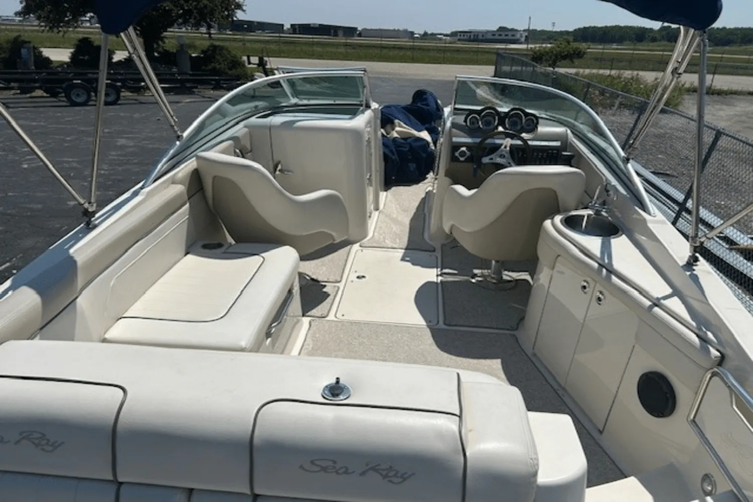 2010 Sea Ray 260 SUNDECK Image Thumbnail #3