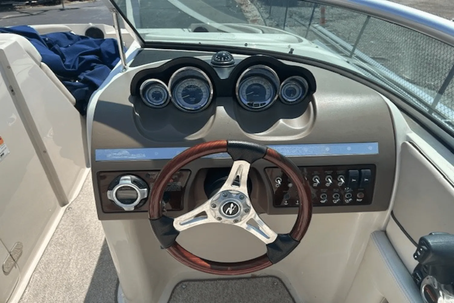 2010 Sea Ray 260 SUNDECK Image Thumbnail #9