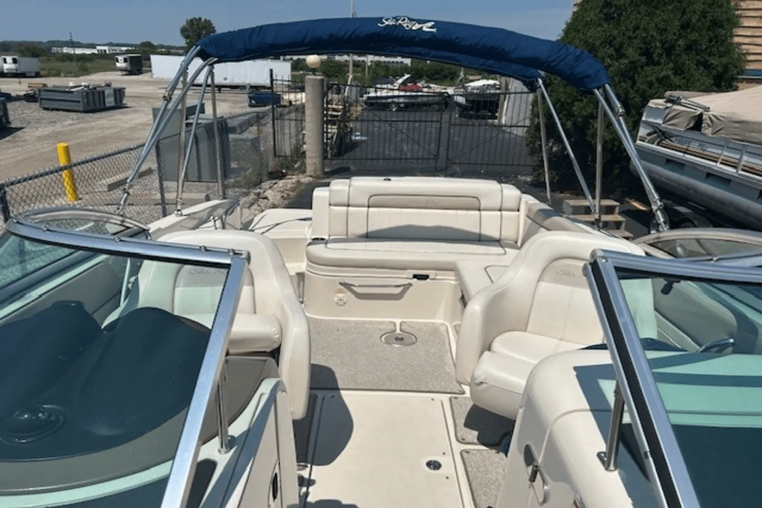 2010 Sea Ray 260 SUNDECK Image Thumbnail #2