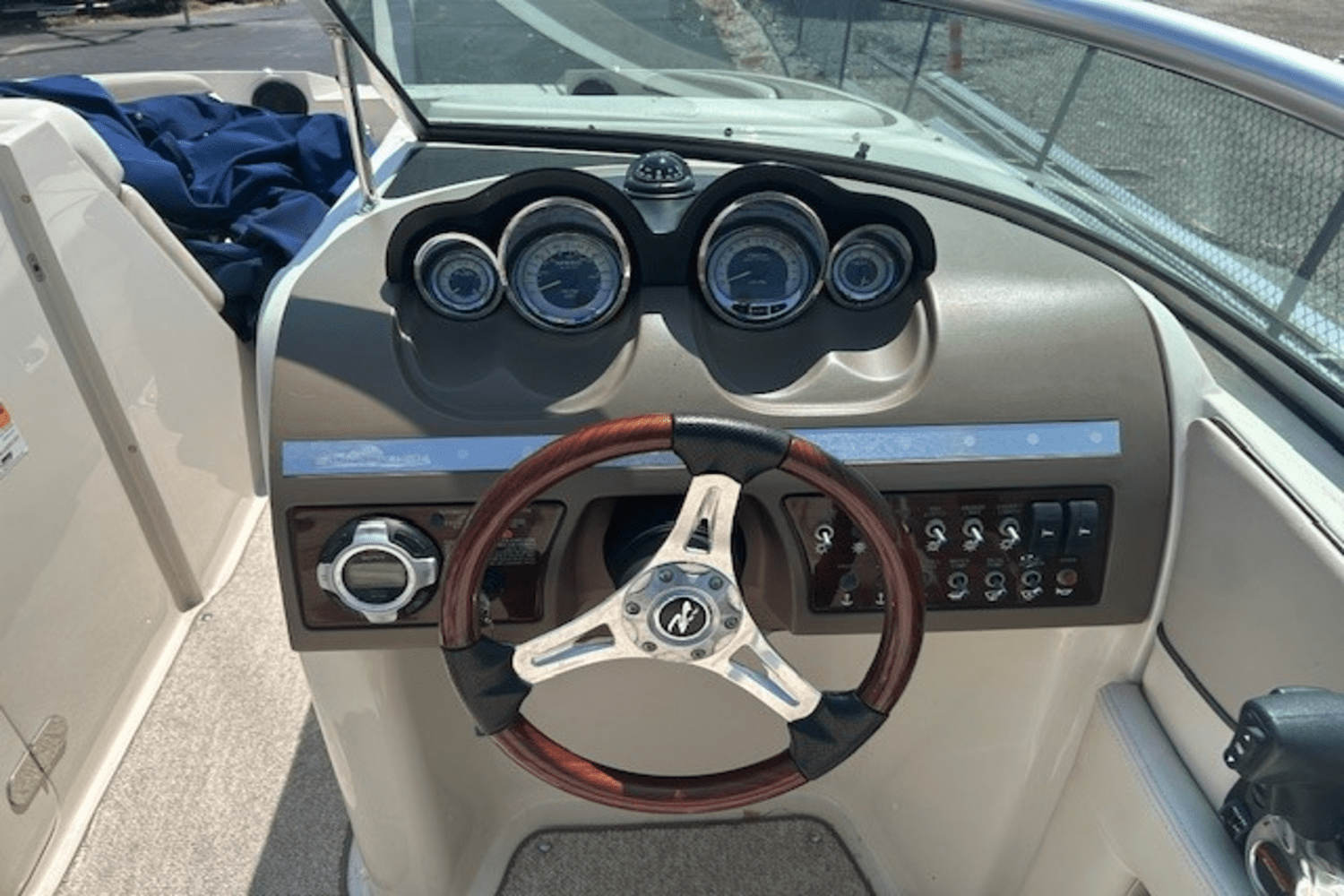 2010 Sea Ray 260 SUNDECK Image Thumbnail #9