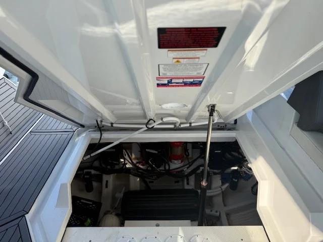 2020 Cruisers Yachts 38 GLS Image Thumbnail #31