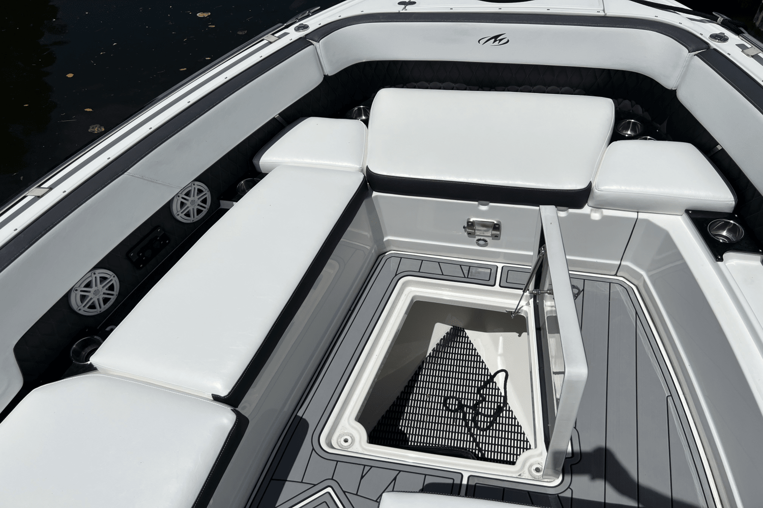 2022 Monterey 385 SS Image Thumbnail #46