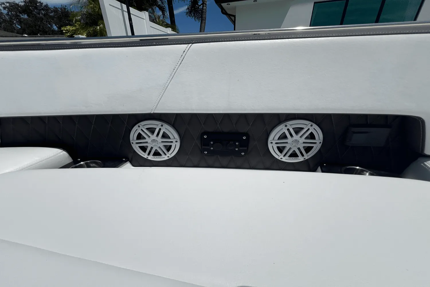 2022 Monterey 385 SS Image Thumbnail #35