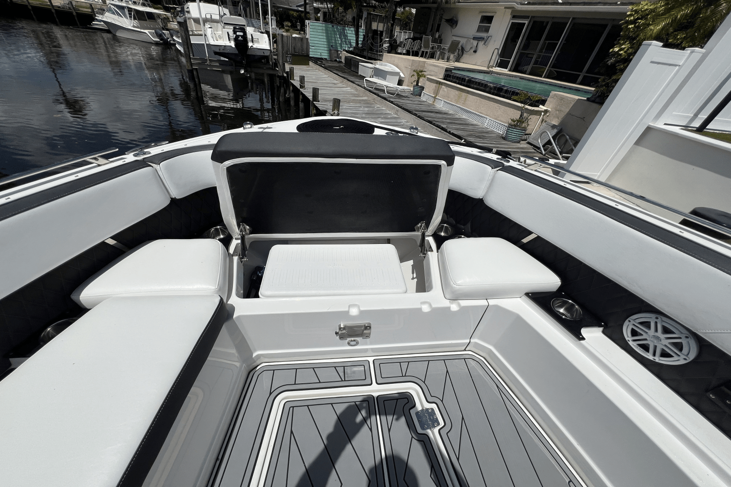 2022 Monterey 385 SS Image Thumbnail #41