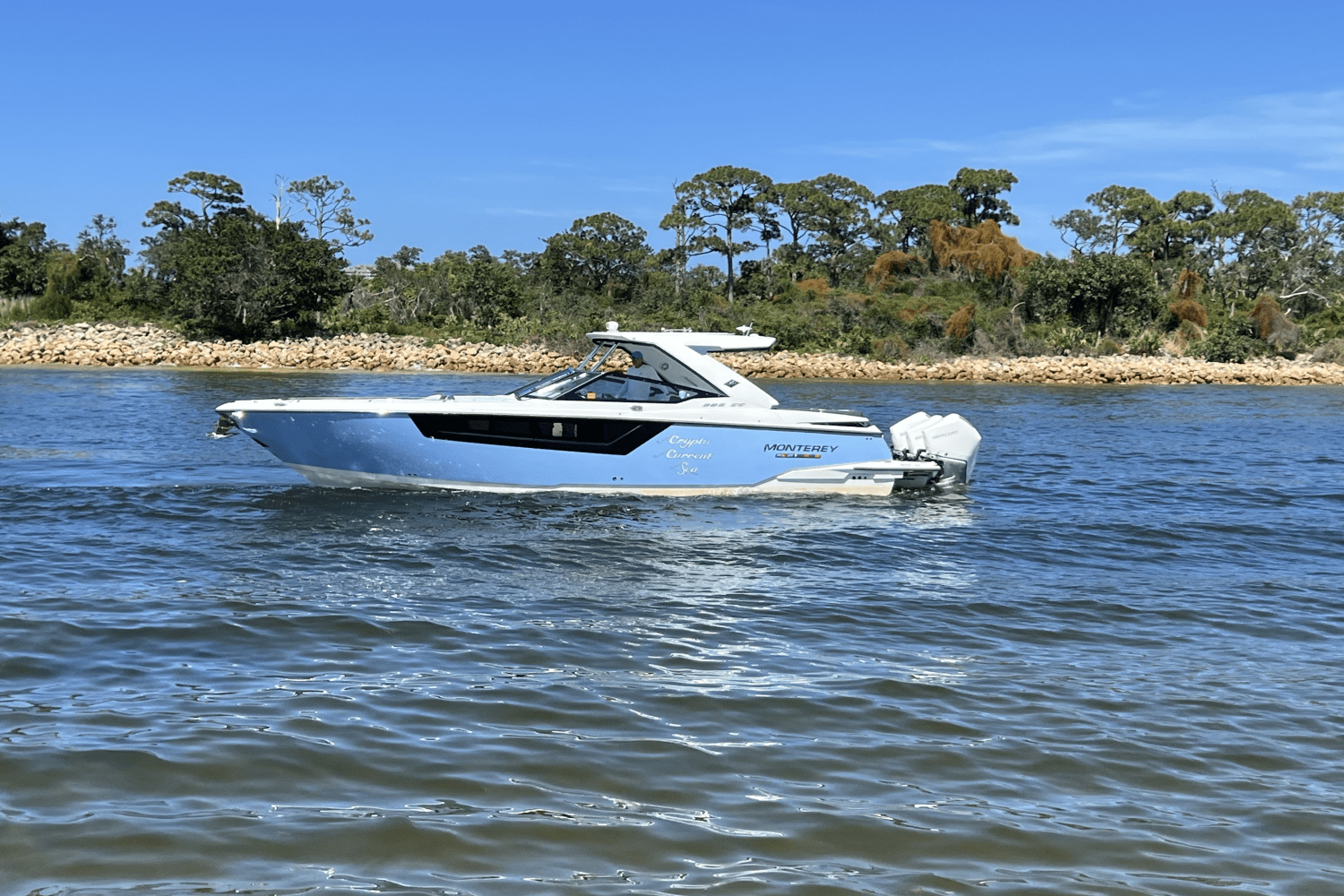 2022 Monterey 385 SS Image Thumbnail #13