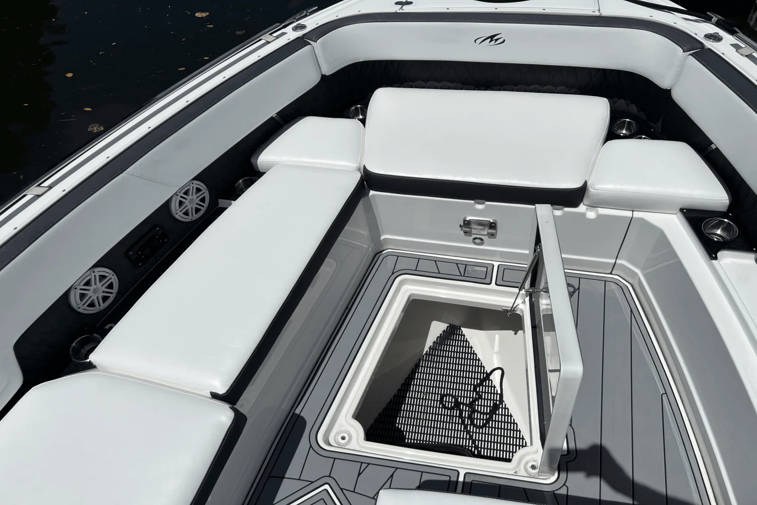 2022 Monterey 385 SUPER SPORT Image Thumbnail #46