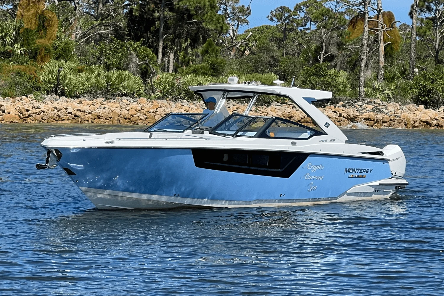 2022 Monterey 385 SUPER SPORT Image Thumbnail #1