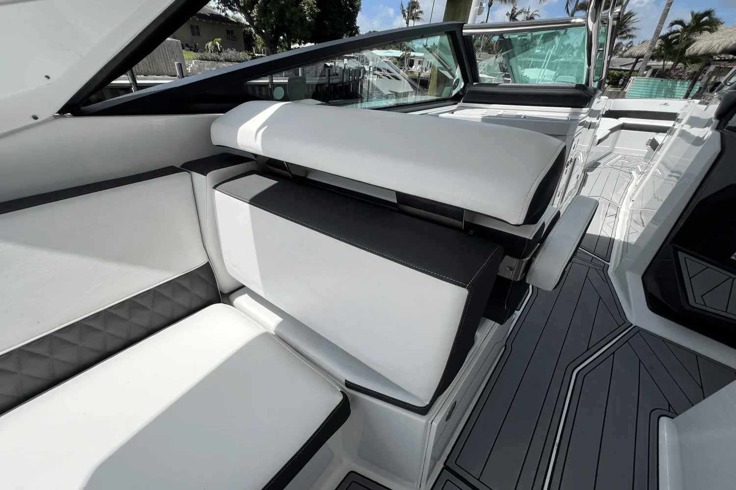 2022 Monterey 385 SUPER SPORT Image Thumbnail #63