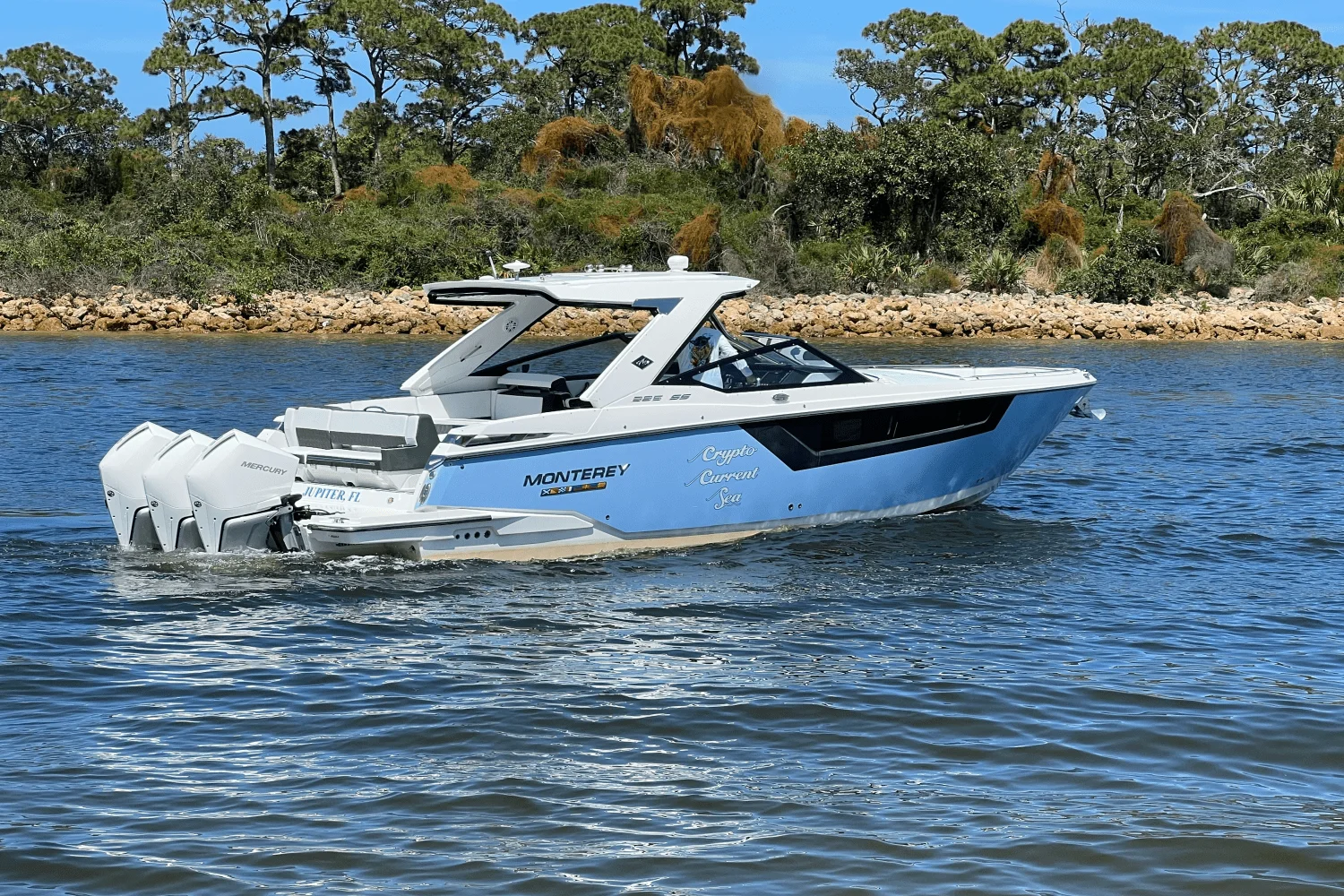 2022 Monterey 385 SUPER SPORT Image Thumbnail #6