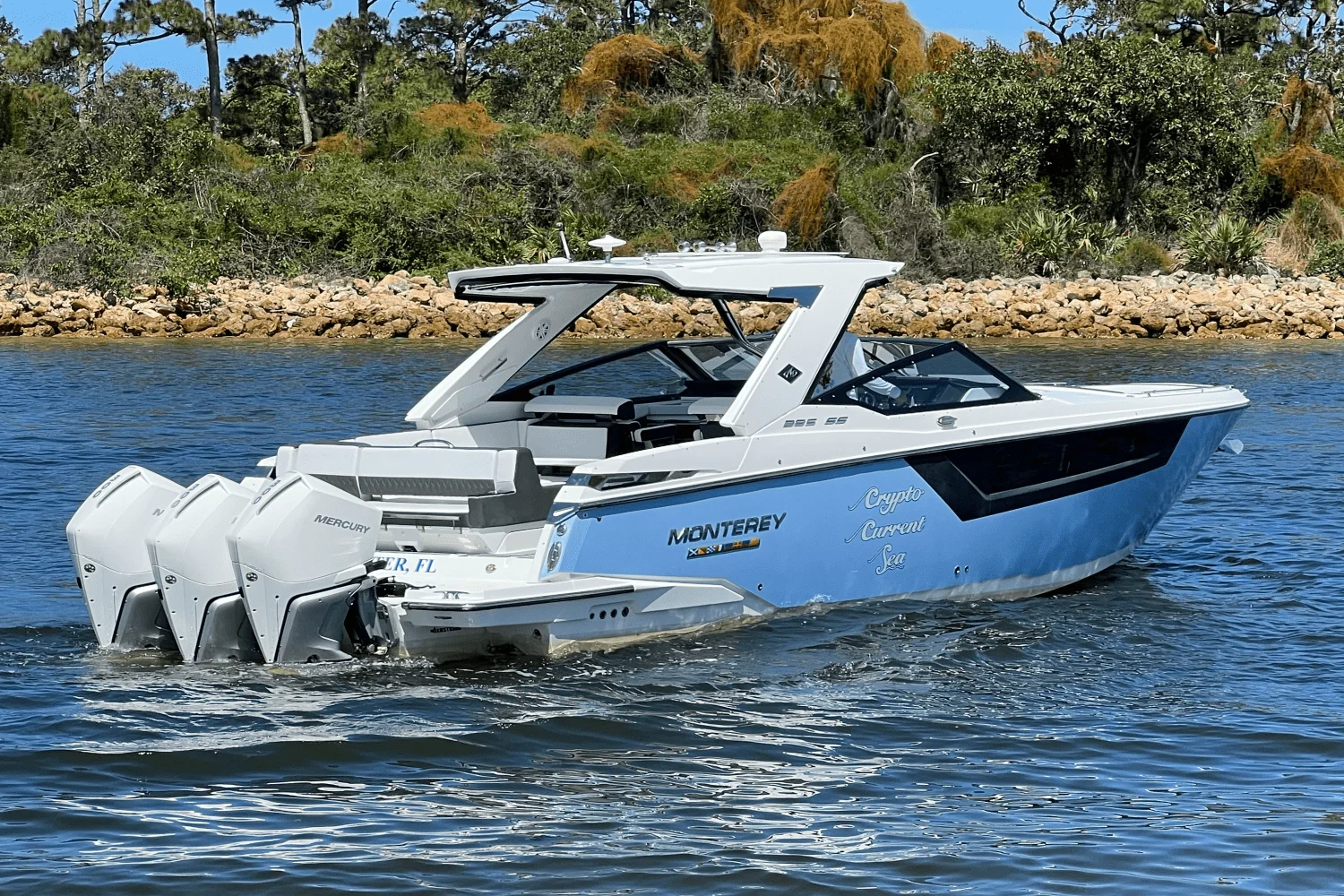 2022 Monterey 385 SUPER SPORT Image Thumbnail #7