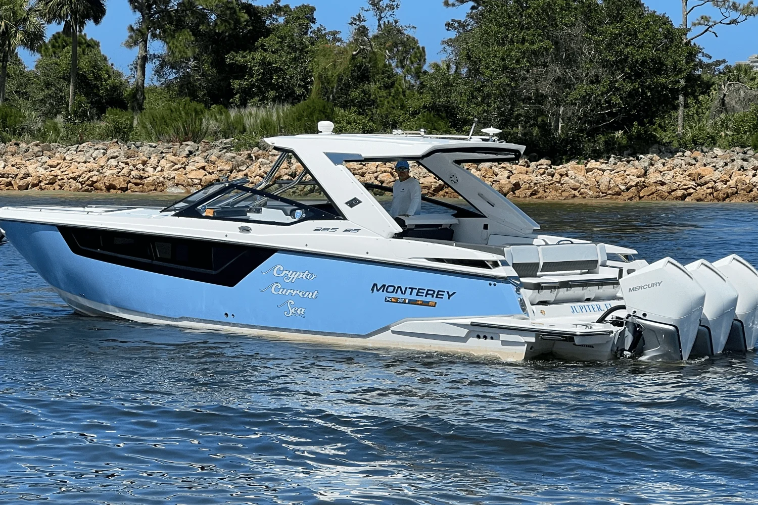 2022 Monterey 385 SUPER SPORT Image Thumbnail #10