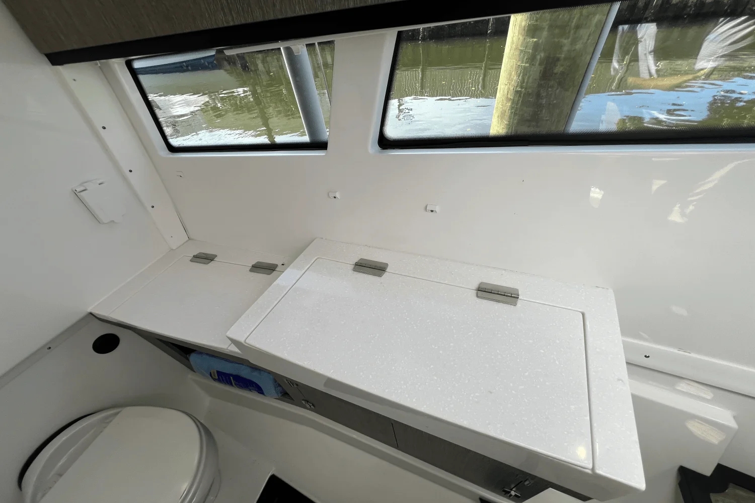 2022 Monterey 385 SUPER SPORT Image Thumbnail #26