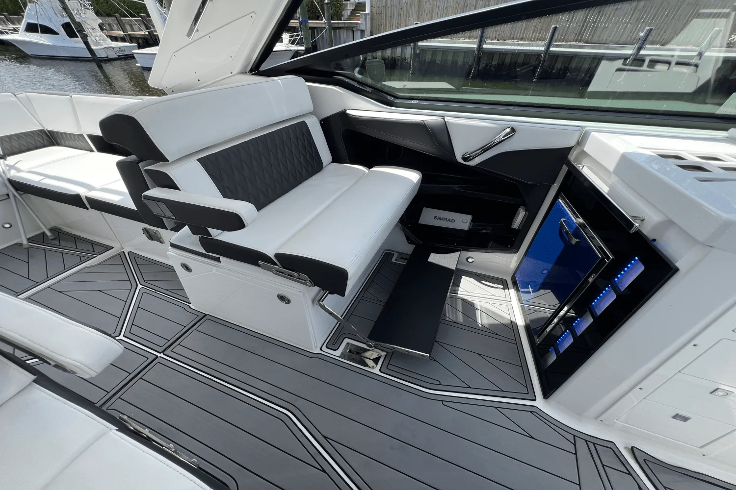 2022 Monterey 385 SUPER SPORT Image Thumbnail #53