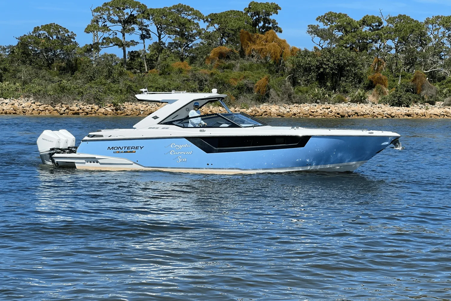 2022 Monterey 385 SS Image Thumbnail #5