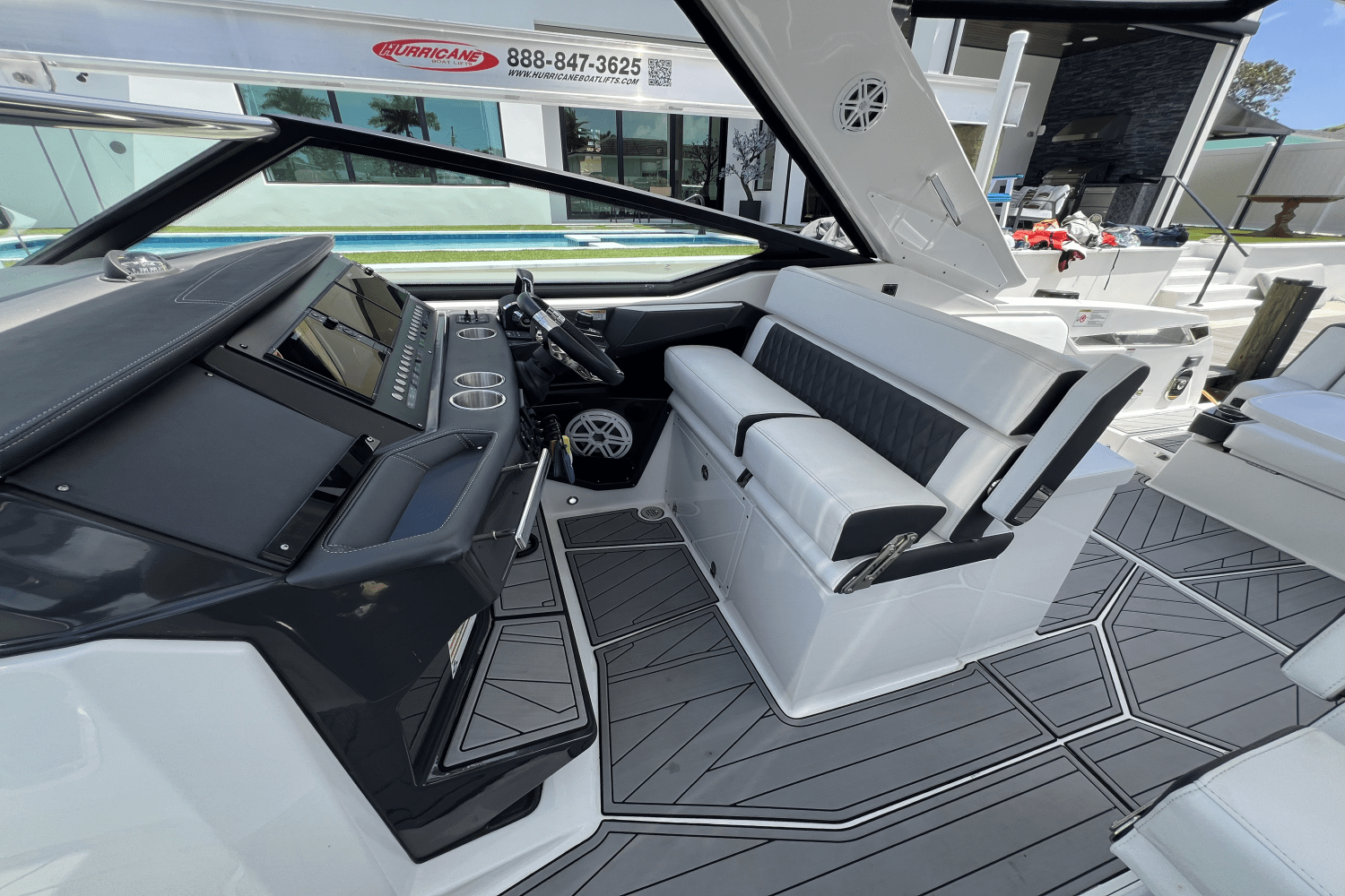 2022 Monterey 385 SS Image Thumbnail #50