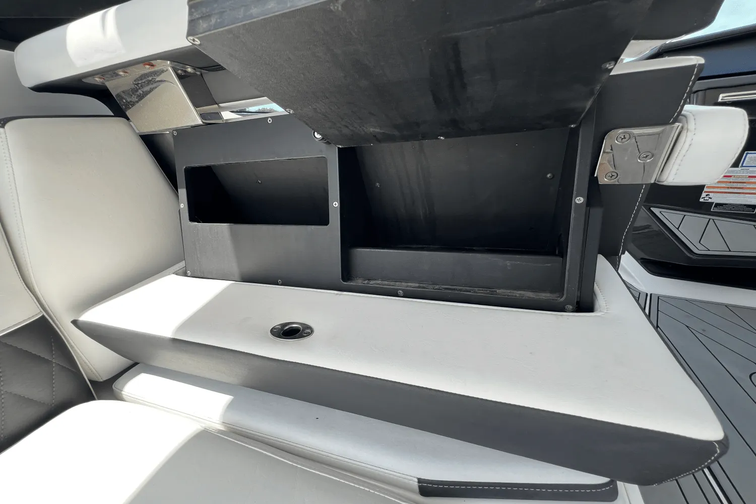 2022 Monterey 385 SS Image Thumbnail #65