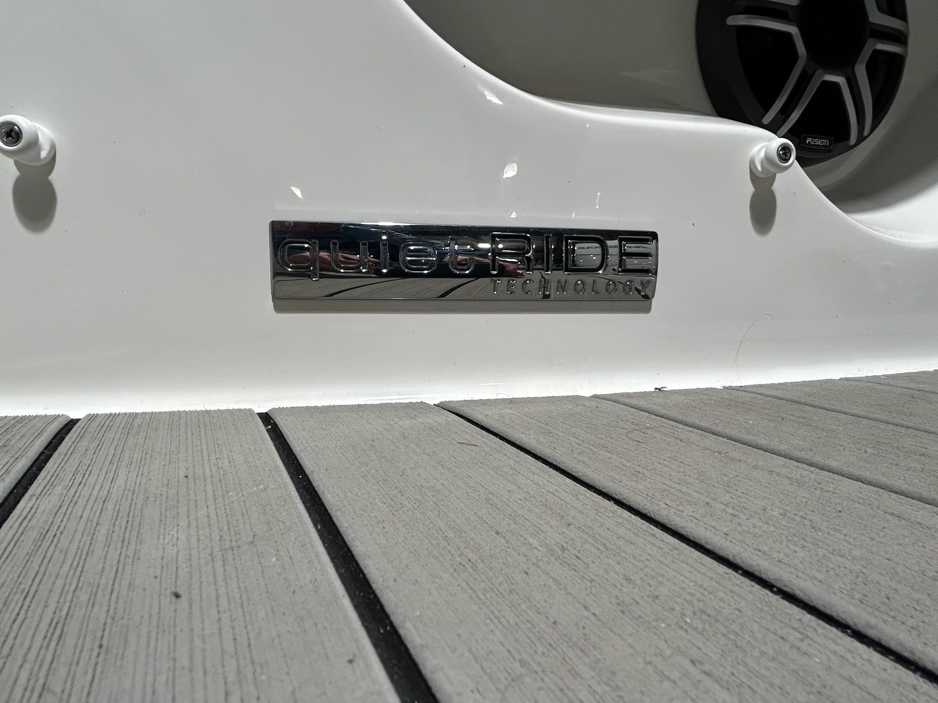 2026 Sea Ray SLX 310 Outboard Image Thumbnail #1