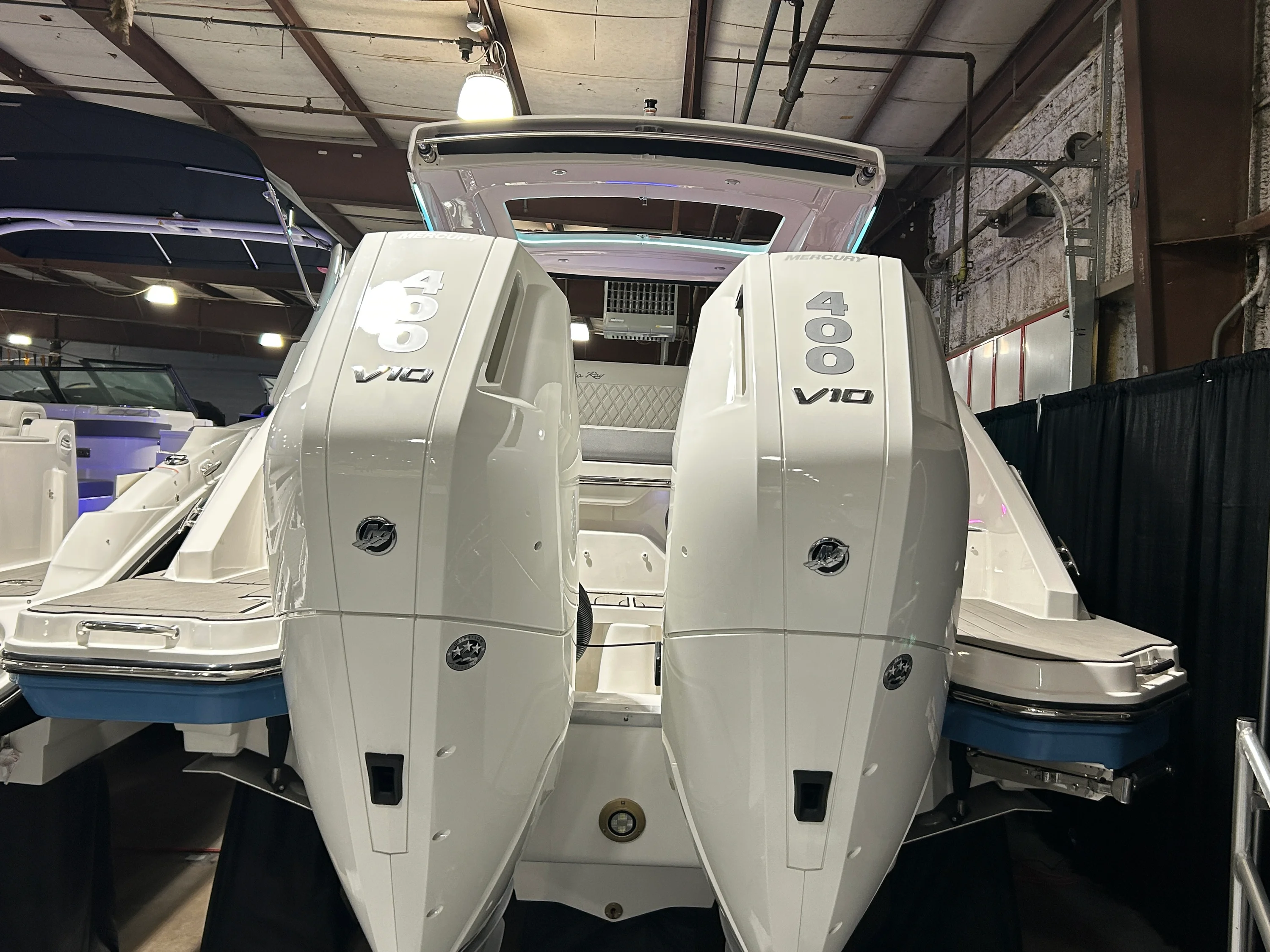 2026 Sea Ray SLX 310 Outboard Image Thumbnail #3