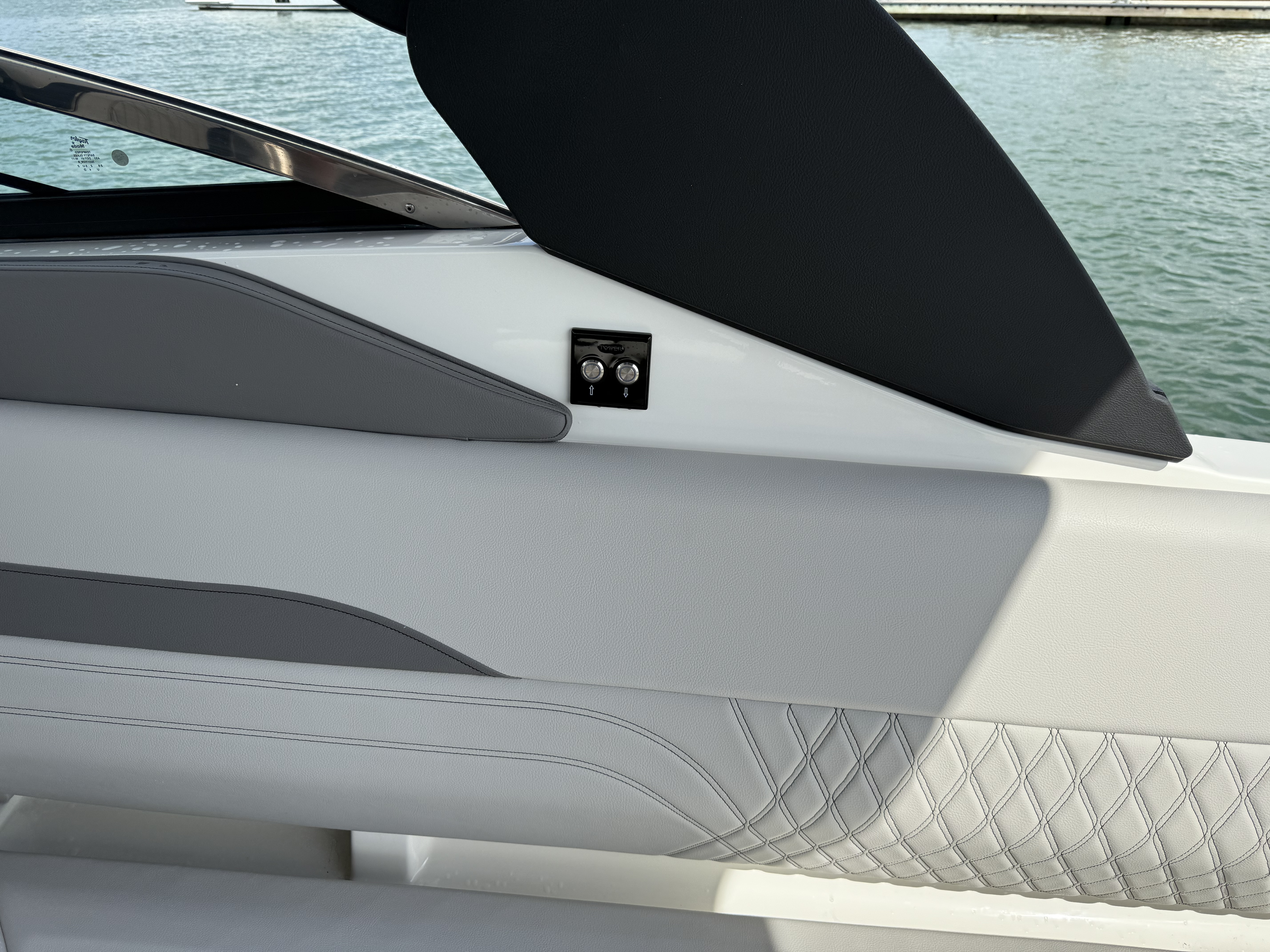 2026 Sea Ray SLX 280 Outboard Image Thumbnail #5
