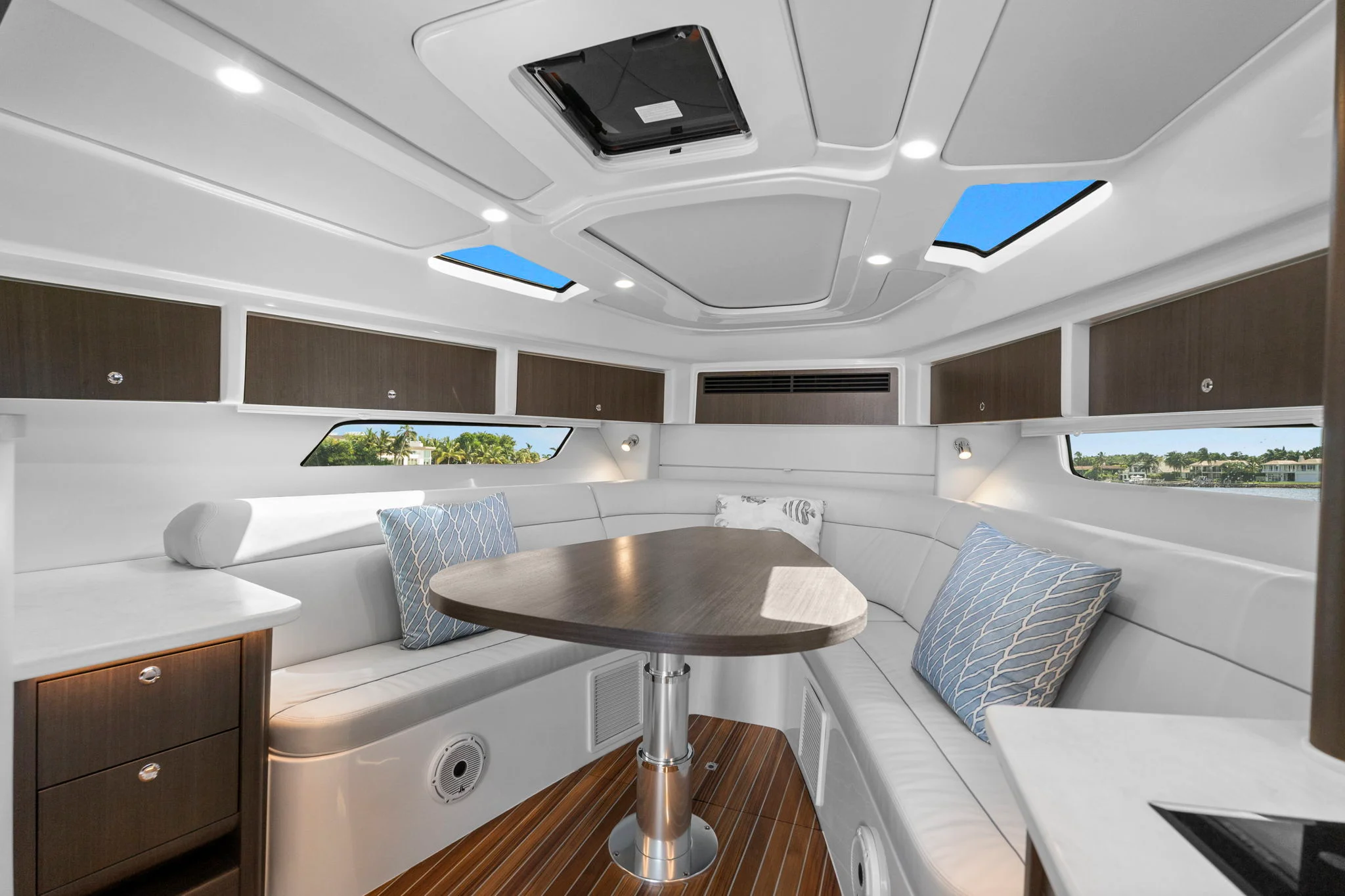 2026 Intrepid 50 EVOLUTION Image Thumbnail #19