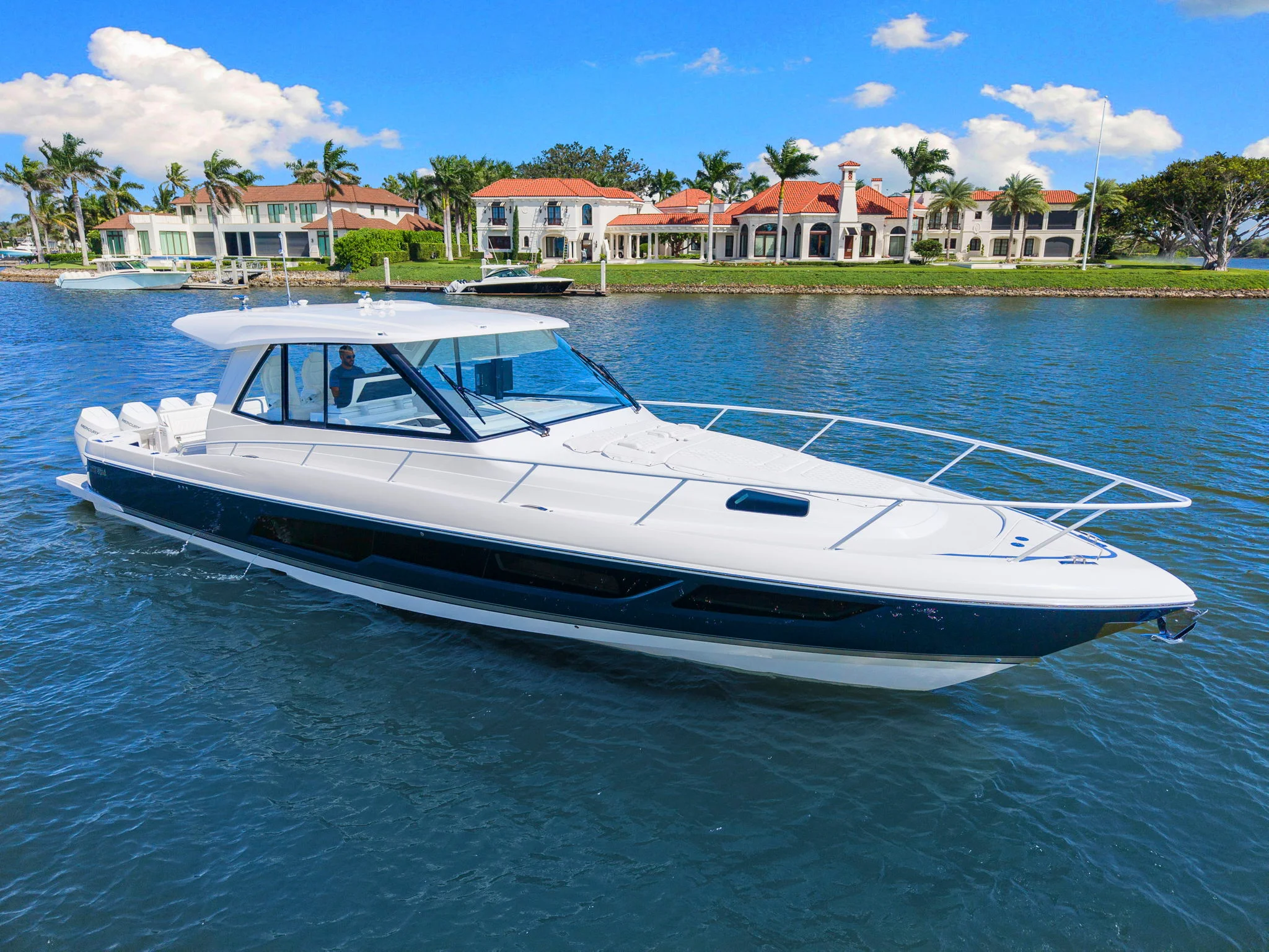 2026 Intrepid 50 EVOLUTION Image Thumbnail #7