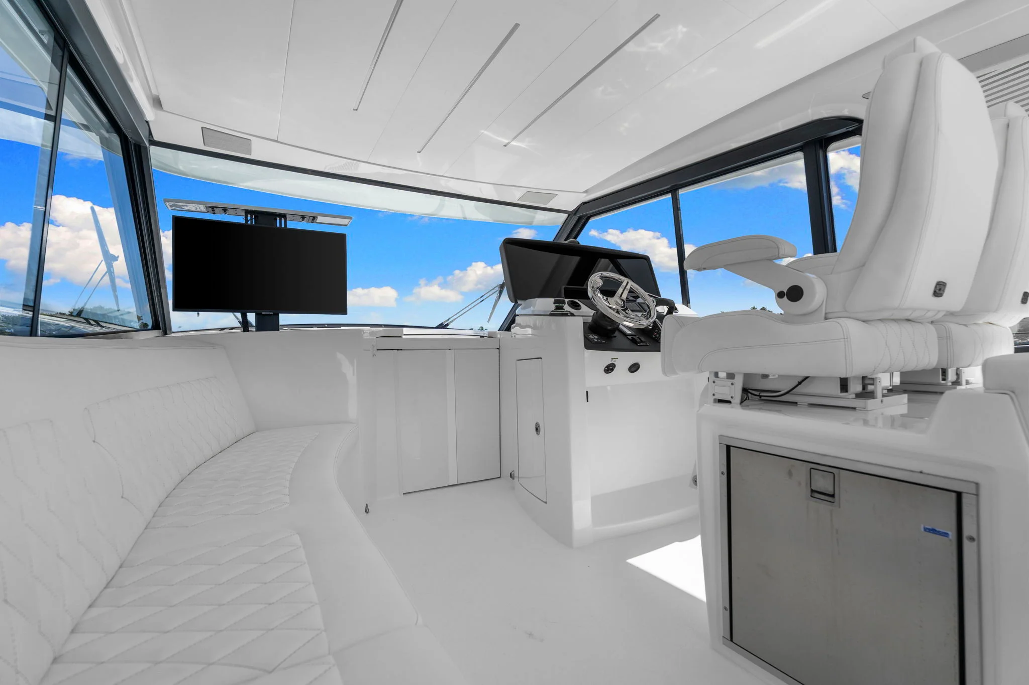 2026 Intrepid 50 EVOLUTION Image Thumbnail #41