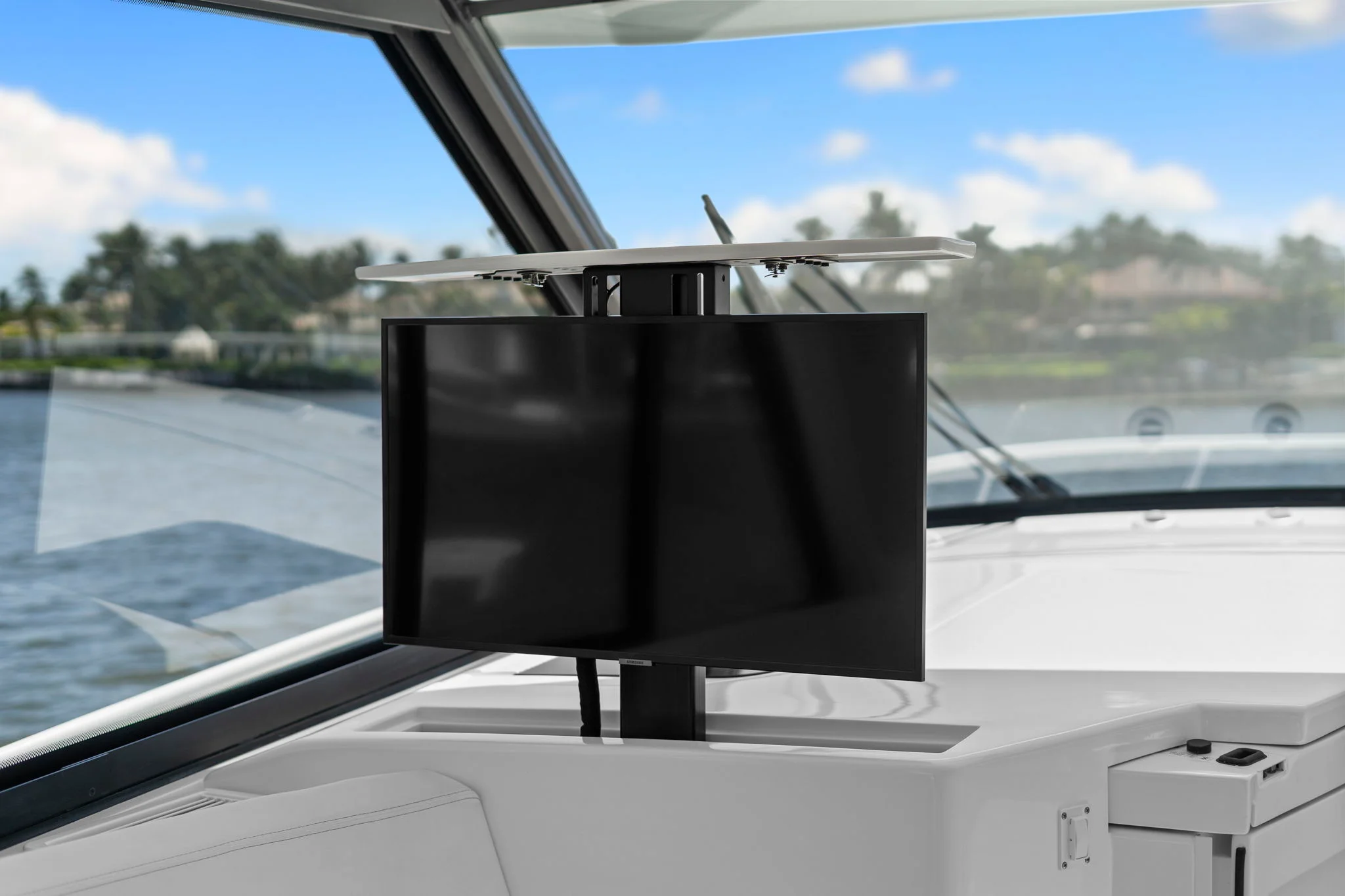 2026 Intrepid 50 EVOLUTION Image Thumbnail #45