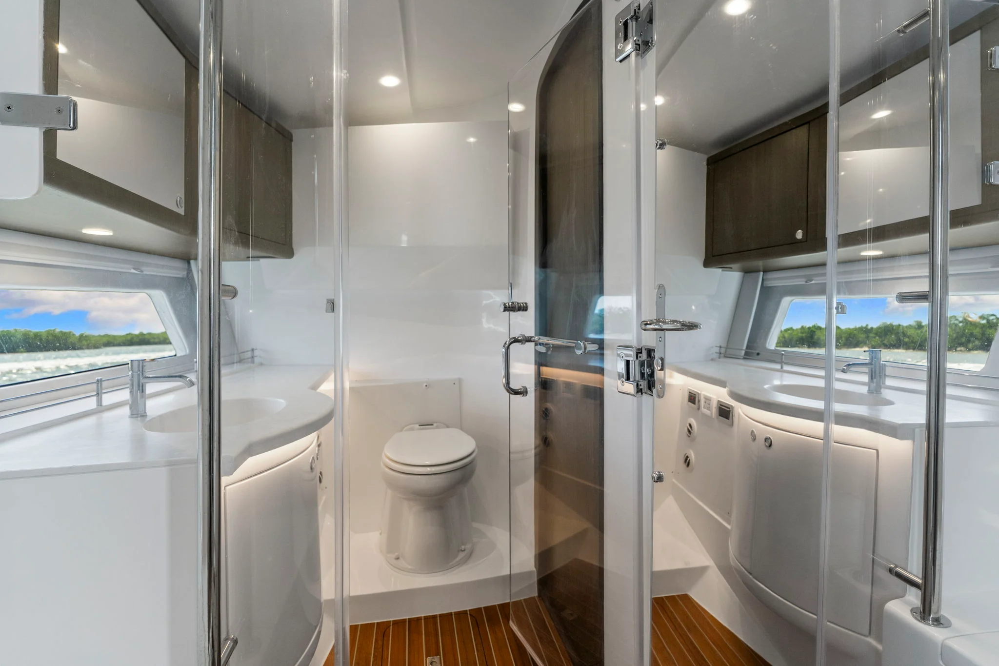 2026 Intrepid 50 EVOLUTION Image Thumbnail #22