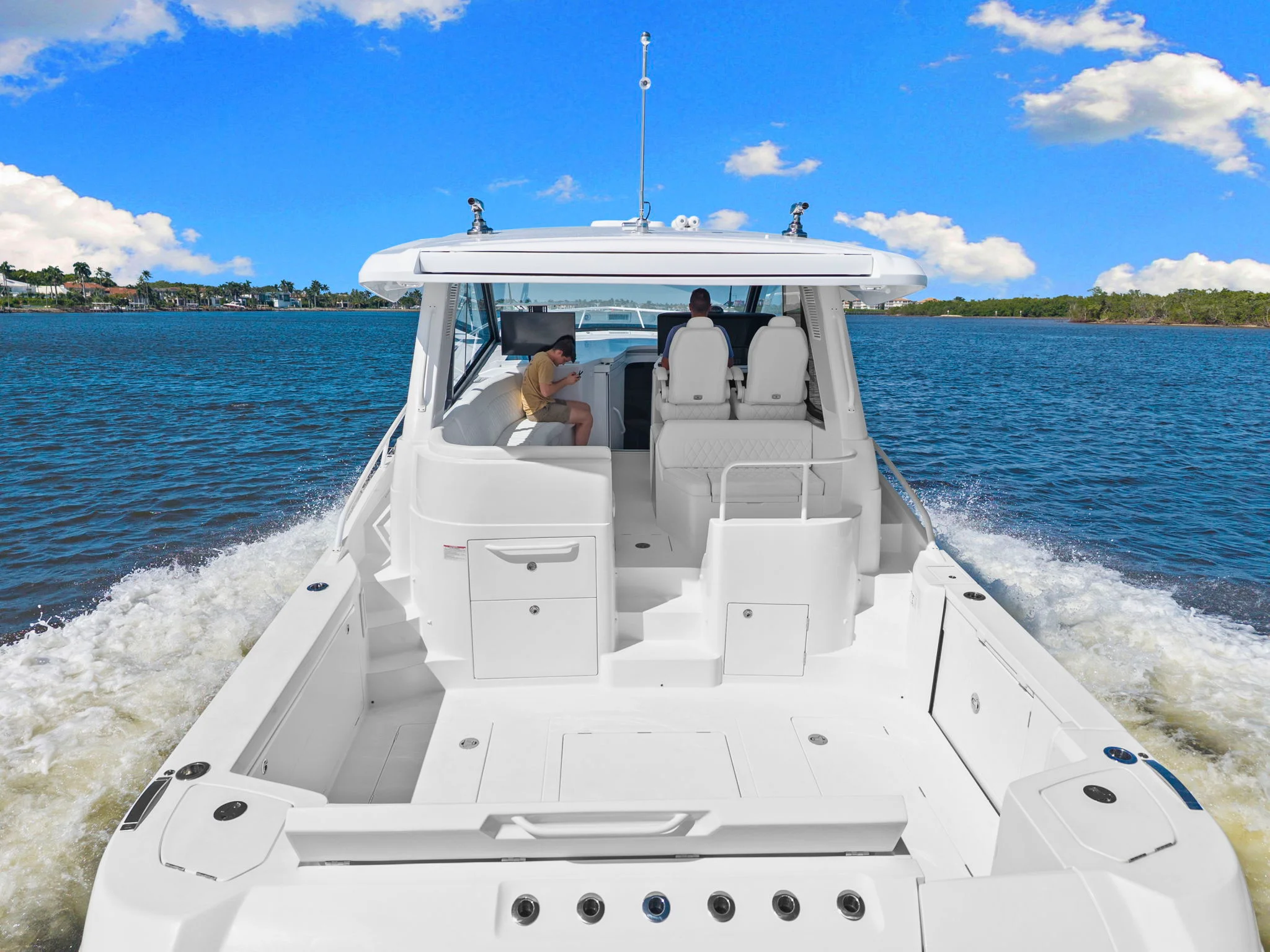 2026 Intrepid 50 EVOLUTION Image Thumbnail #10