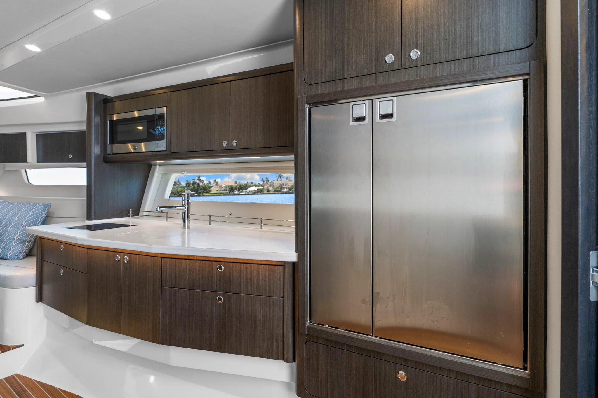 2026 Intrepid 50 EVOLUTION Image Thumbnail #18