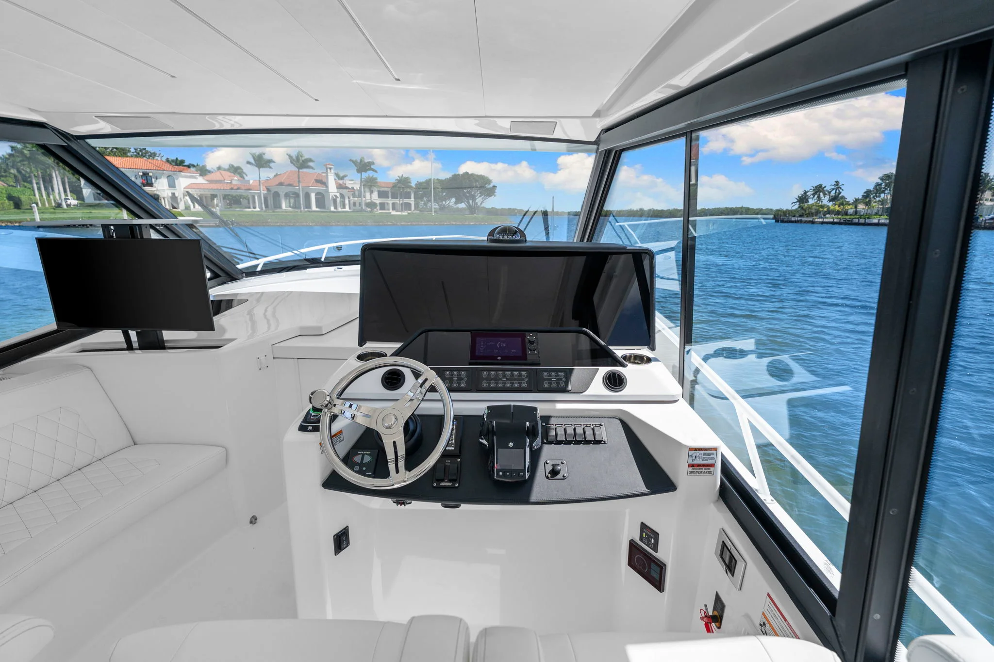 2026 Intrepid 50 EVOLUTION Image Thumbnail #40