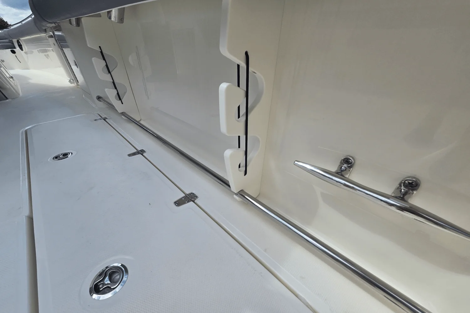 2026 Boston Whaler 330 Outrage Image Thumbnail #8