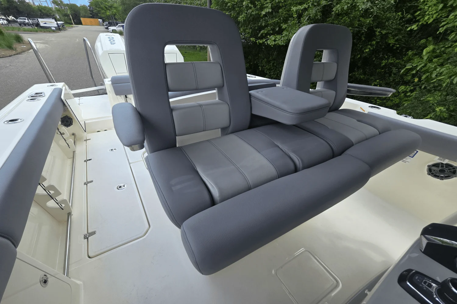 2026 Boston Whaler 330 Outrage Image Thumbnail #16