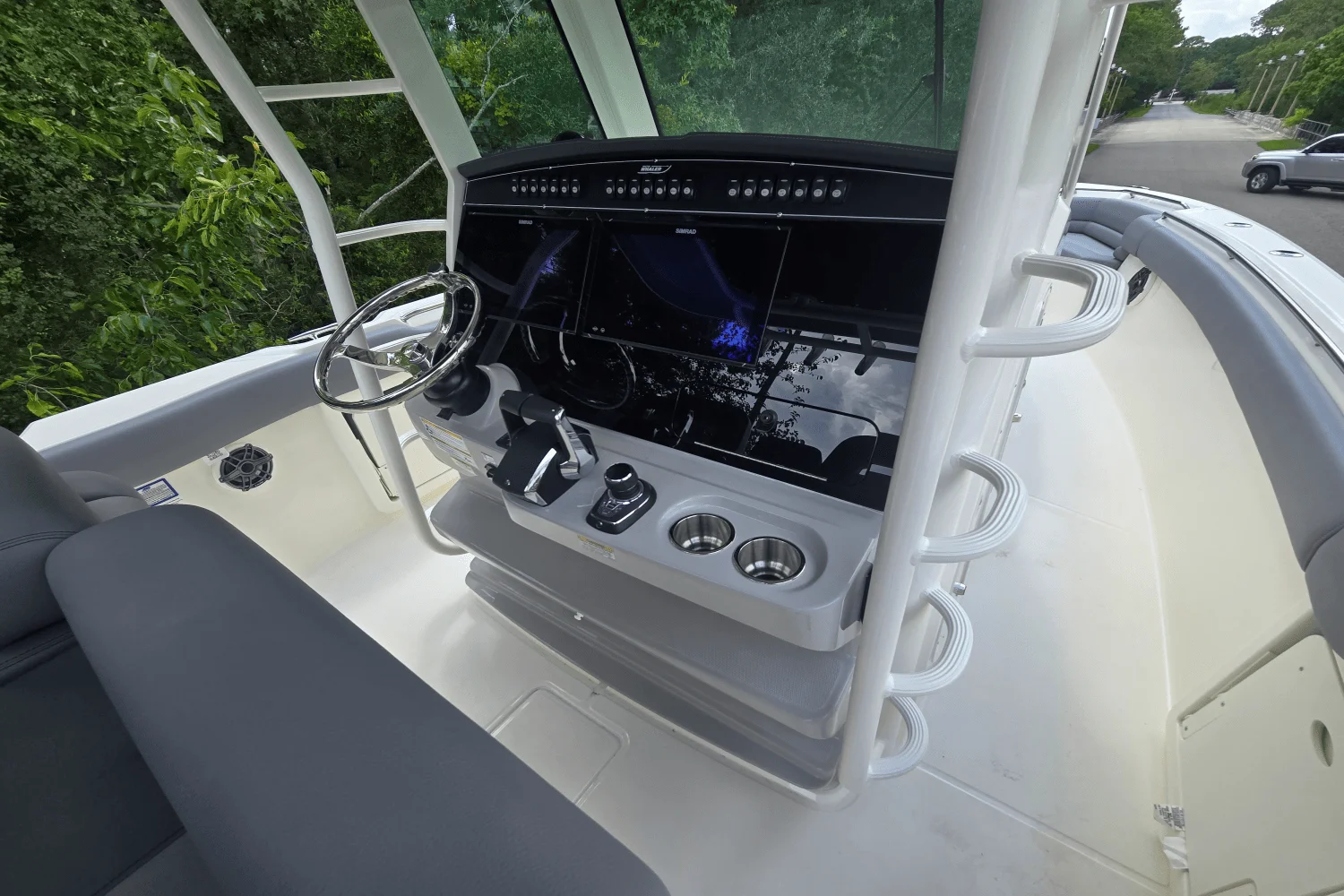 2026 Boston Whaler 330 Outrage Image Thumbnail #18