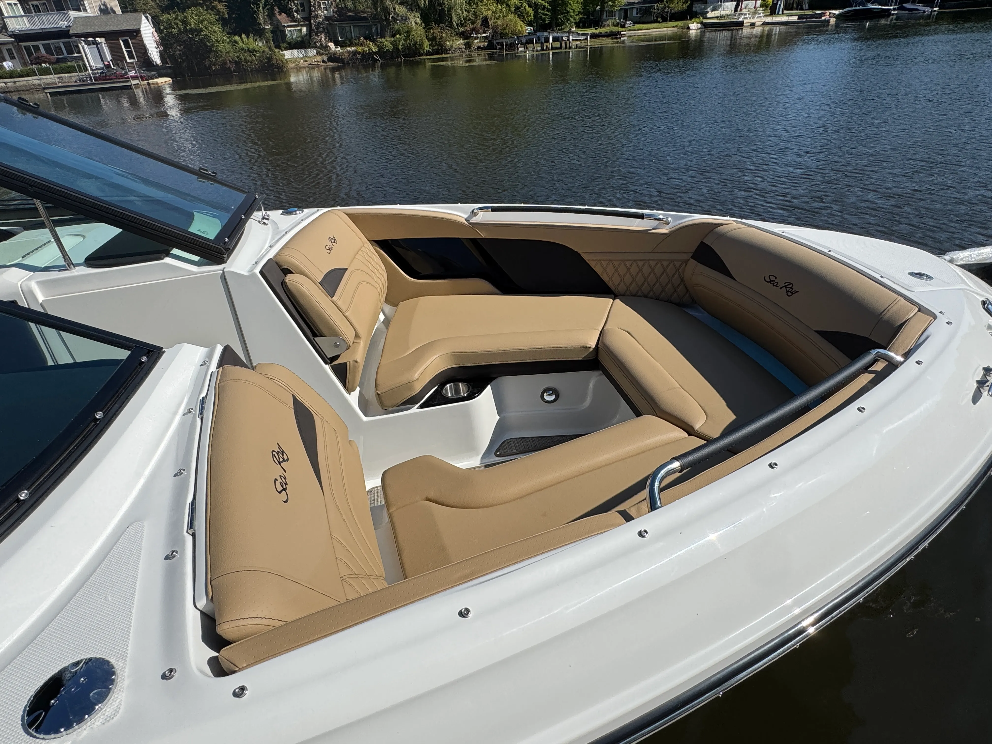 2026 Sea Ray SLX 260 Image Thumbnail #49
