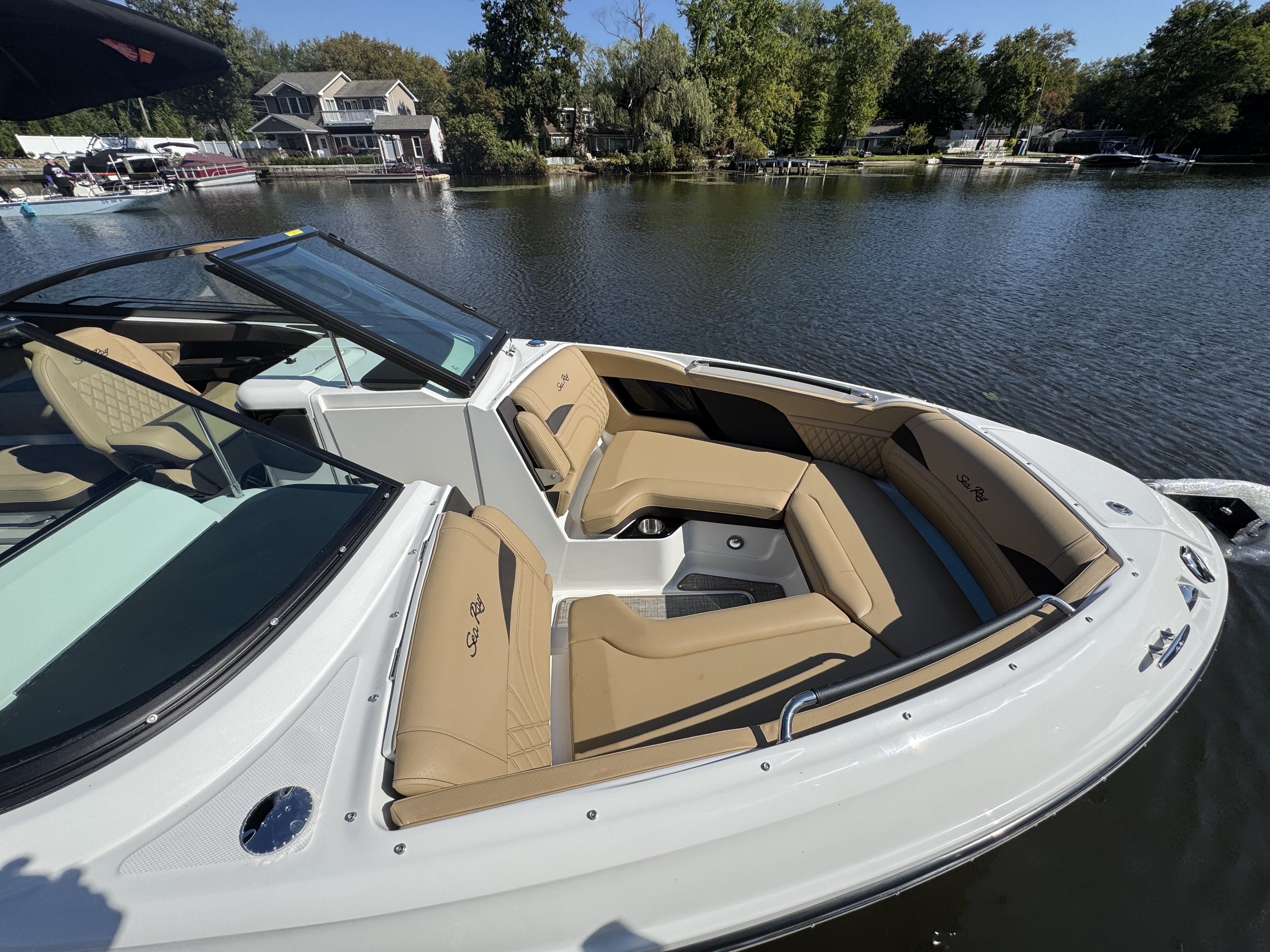 2026 Sea Ray SLX 260 Image Thumbnail #50